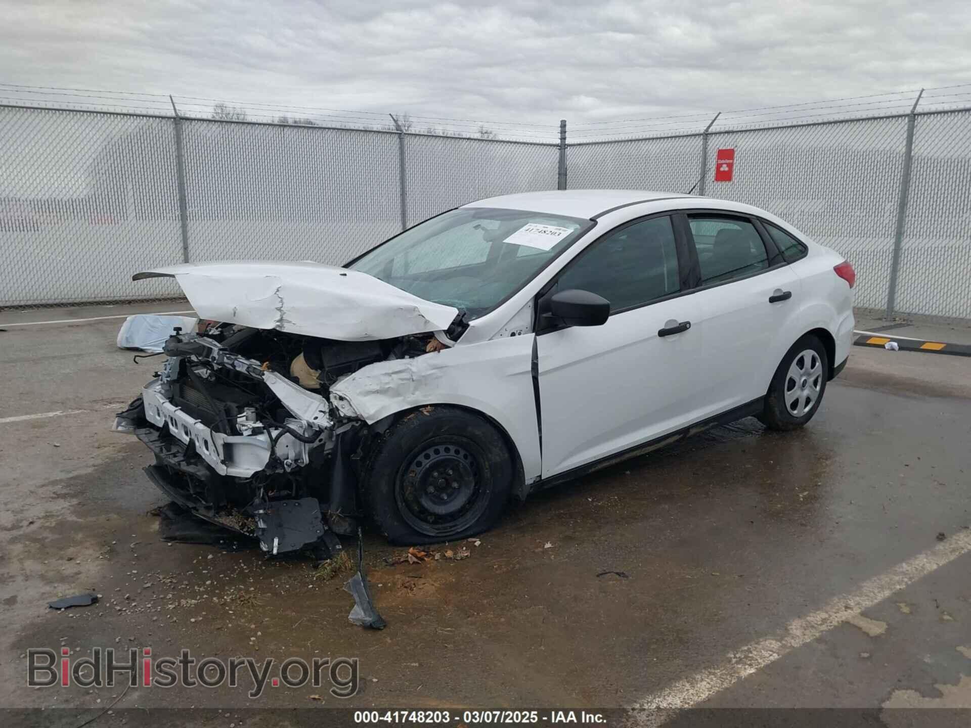 2017 FORD FOCUS - VIN: 1FADP3E24HL307261 - Фото 2