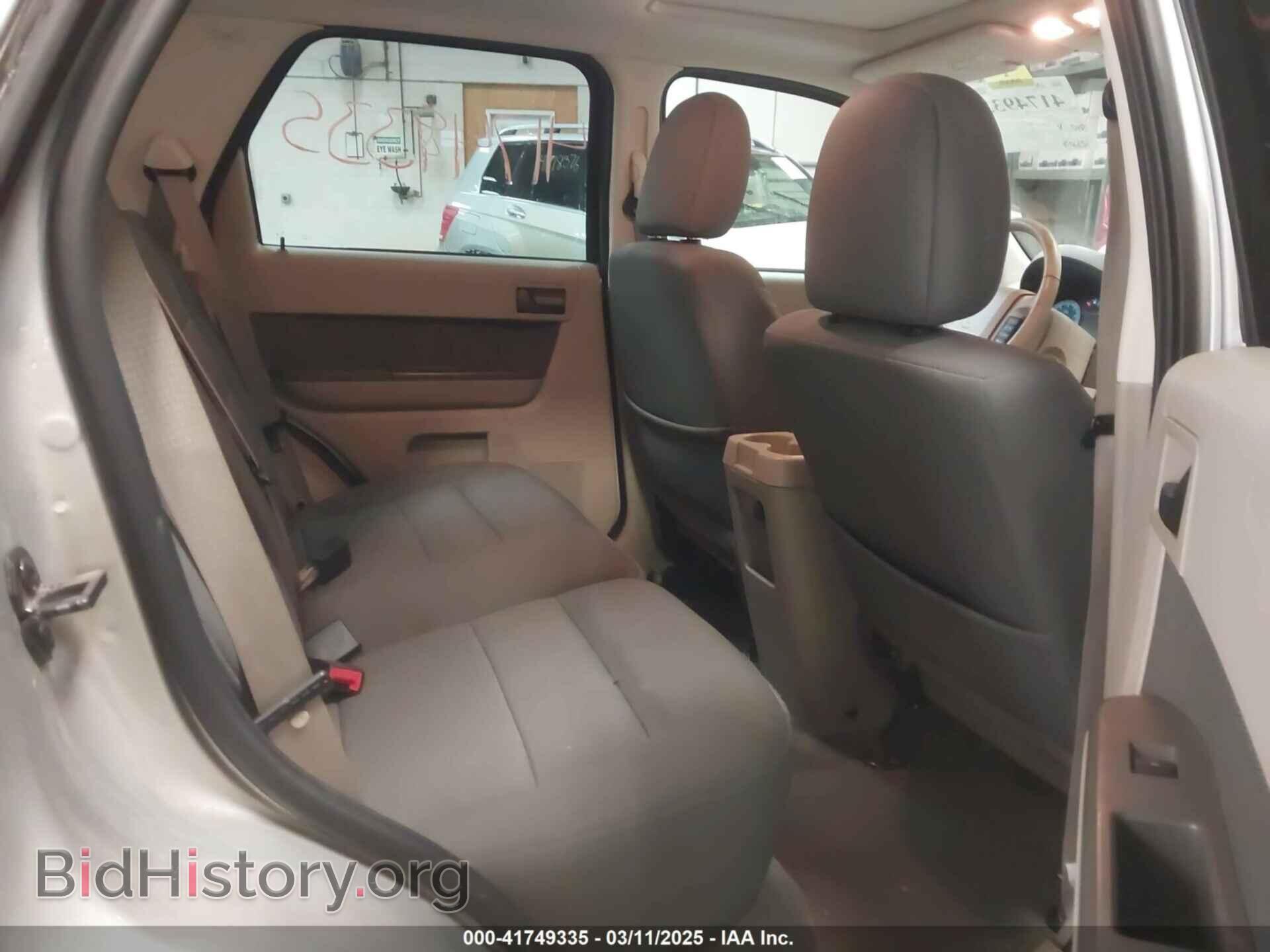 2010 FORD ESCAPE - VIN: 1FMCU0DG5AKB02811 - Фото 8