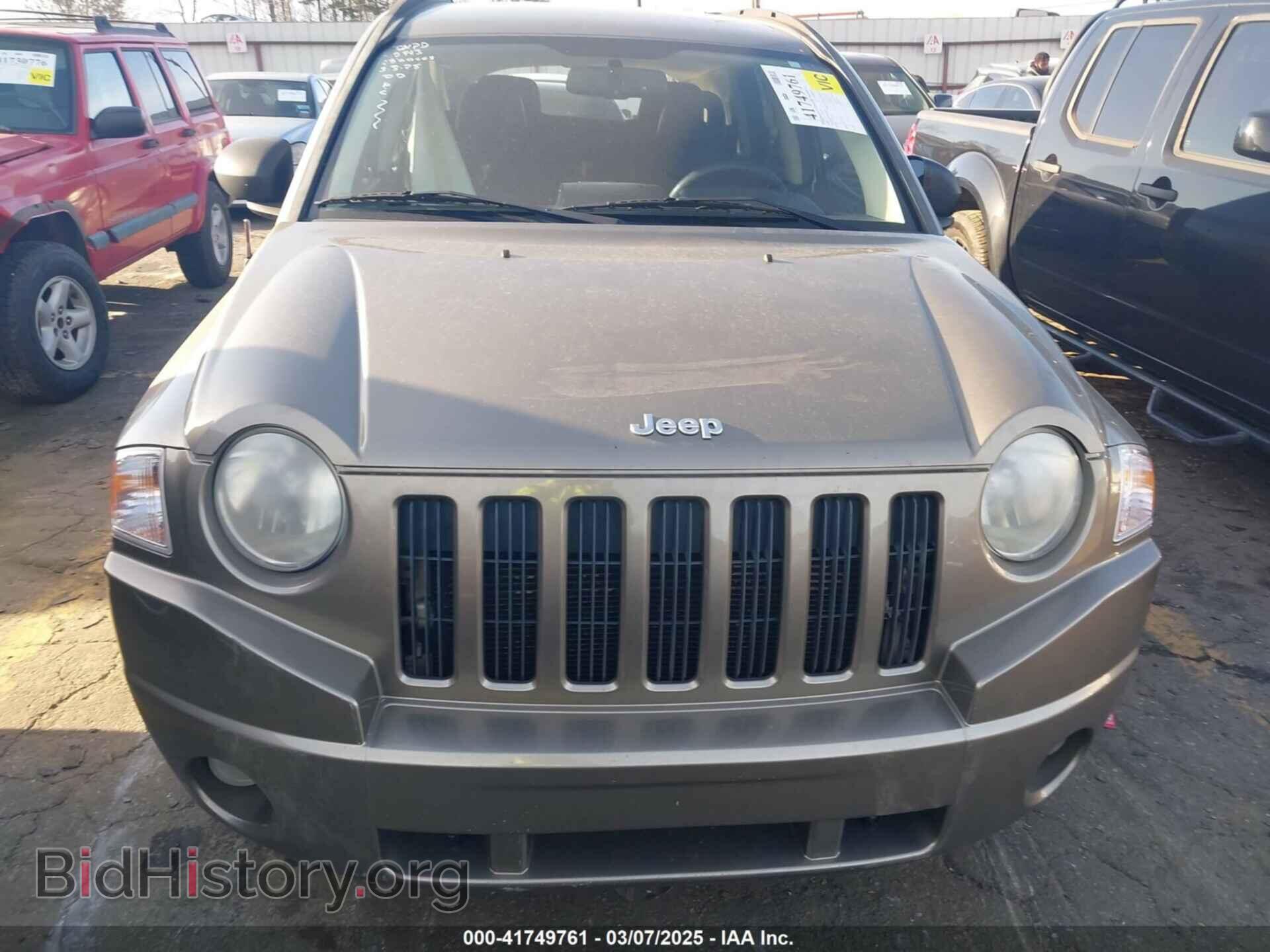 2008 JEEP COMPASS - VIN: 1J8FF47W08D705923 - Фото 11