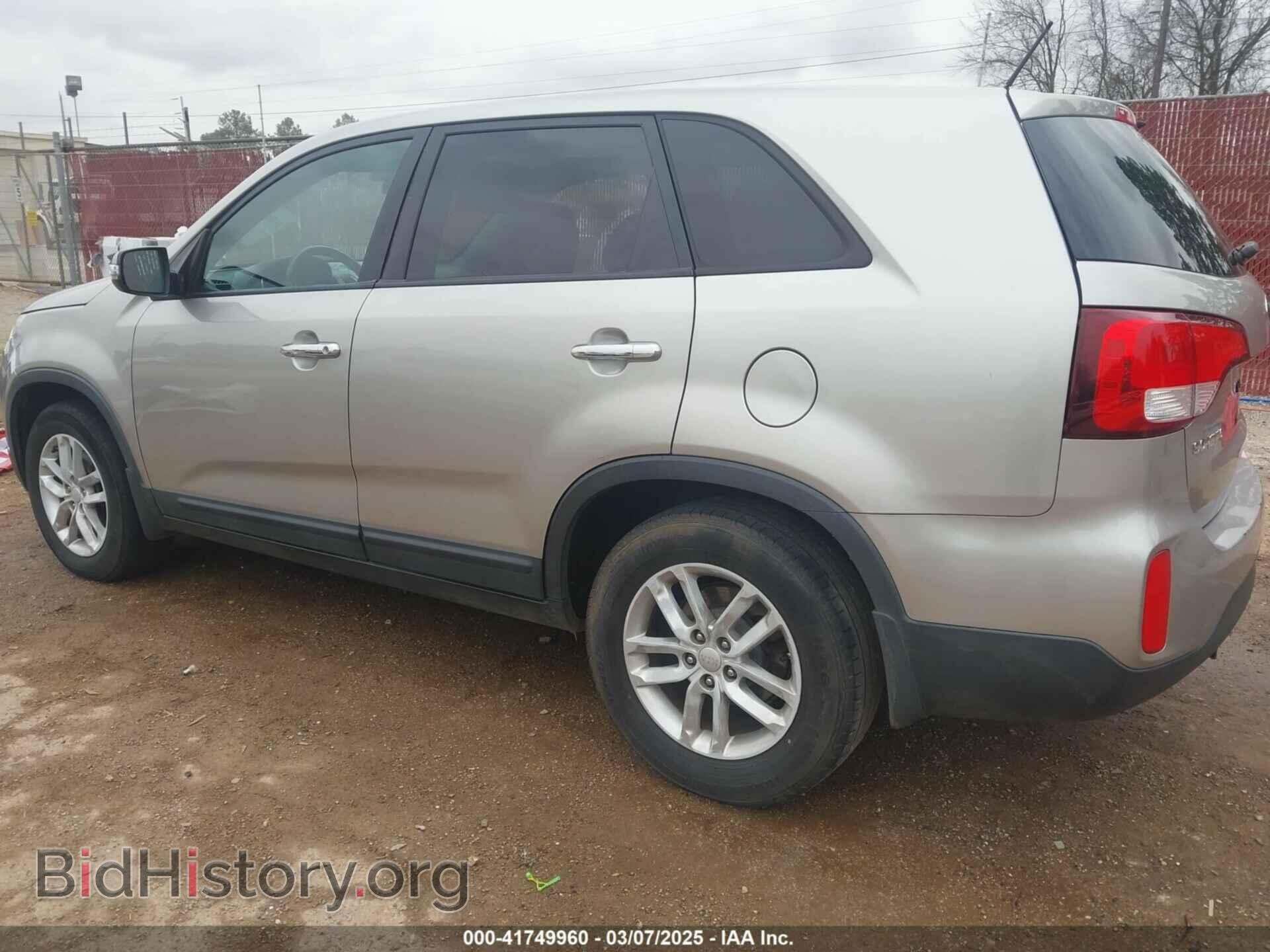 2014 KIA SORENTO - VIN: 5XYKT3A69EG460442 - Фото 3