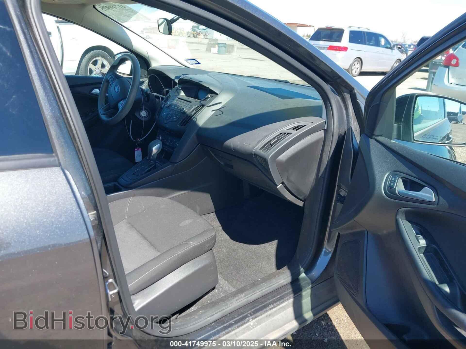 2017 FORD FOCUS - VIN: 1FADP3F23HL202077 - Photo 5