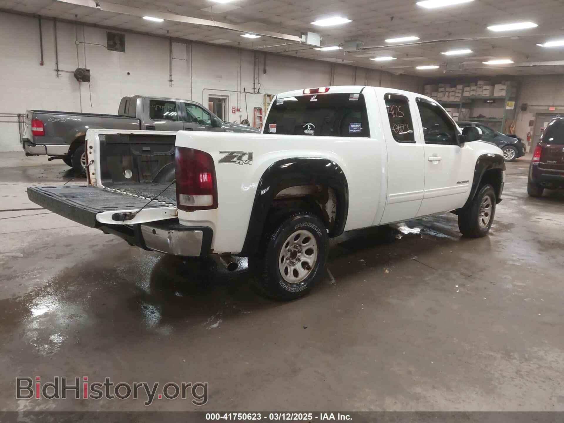 2010 GMC SIERRA 1500 - VIN: 1GTSKWE39AZ201448 - Фото 4