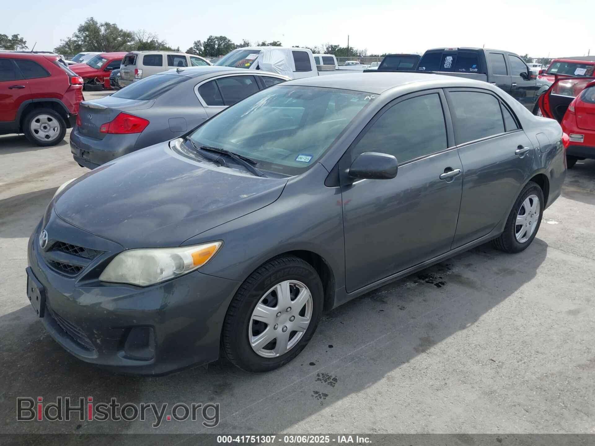 2011 TOYOTA COROLLA - VIN: 2T1BU4EEXBC571769 - Фото 2