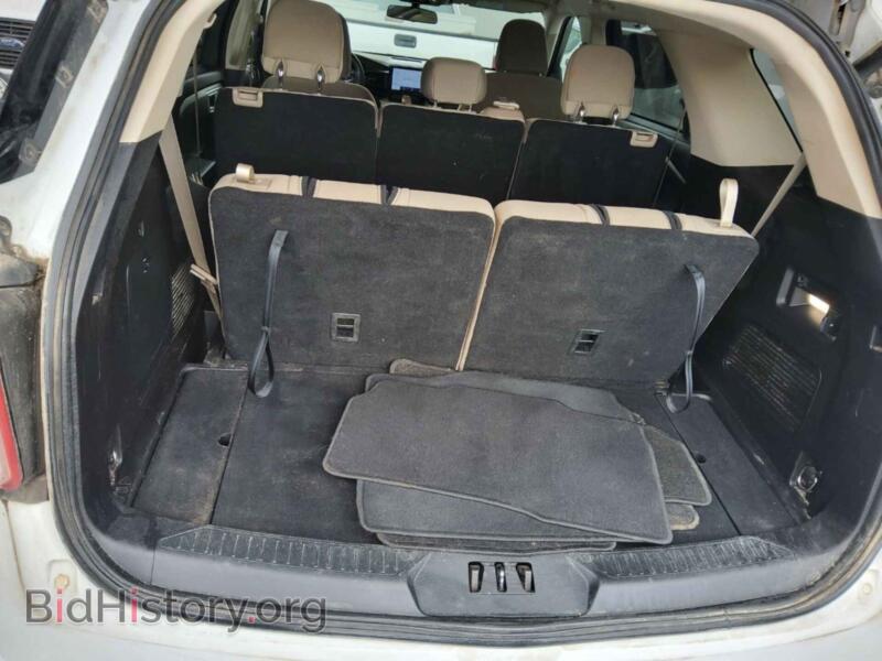 2021 Ford EXPLORER (VIN 1FMSK7BH4MGA65733) — photo 7 of 18