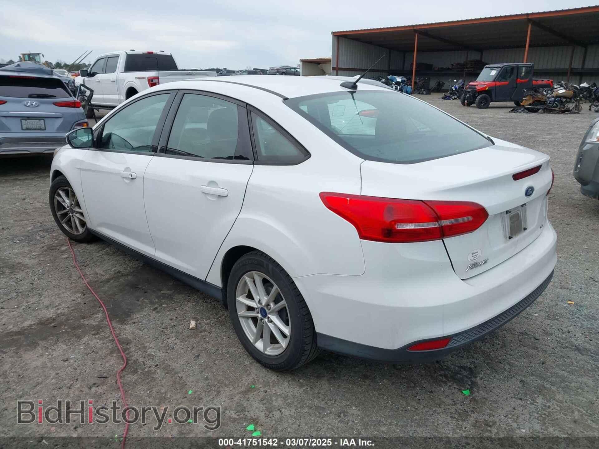 2016 FORD FOCUS - VIN: 1FADP3F22GL401636 - Фото 3