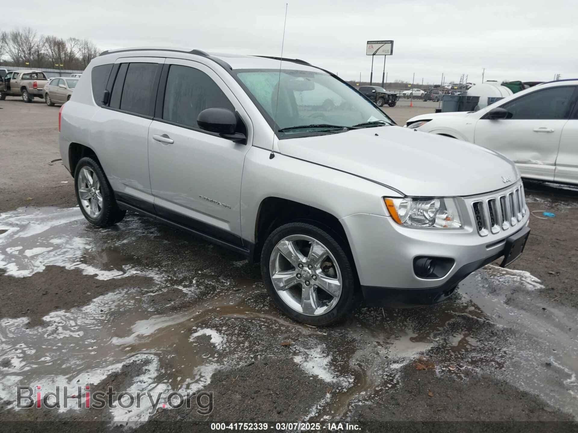 Photo 1C4NJCCB3CD511555 - JEEP COMPASS 2012