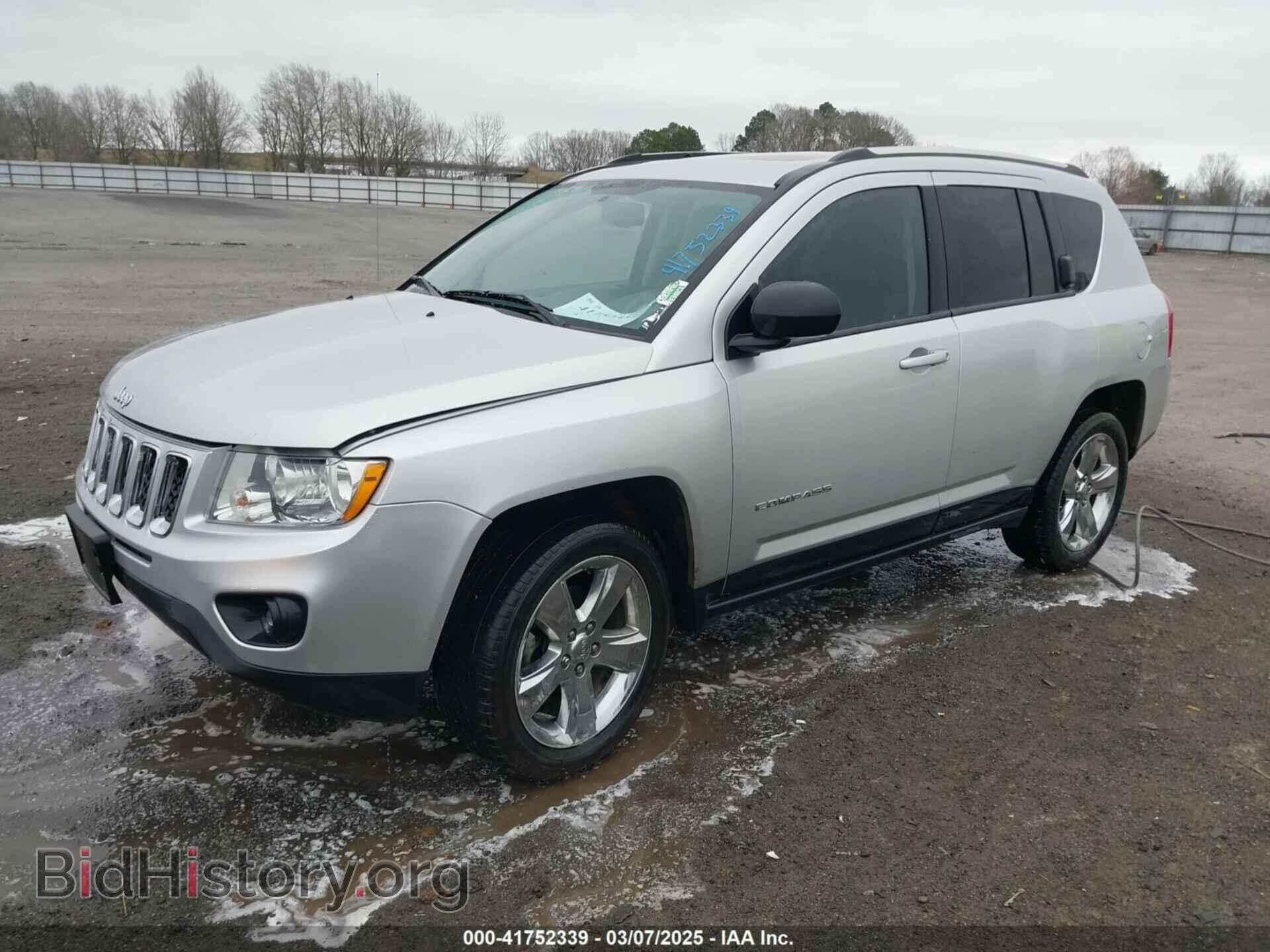 2012 JEEP COMPASS - VIN: 1C4NJCCB3CD511555 - Photo 2