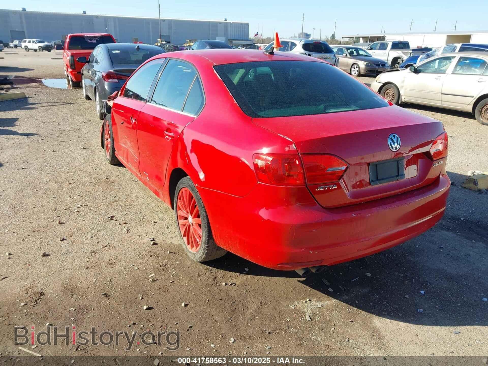 2011 VOLKSWAGEN JETTA - VIN: 3VWLX7AJ2BM377936 - Фото 3