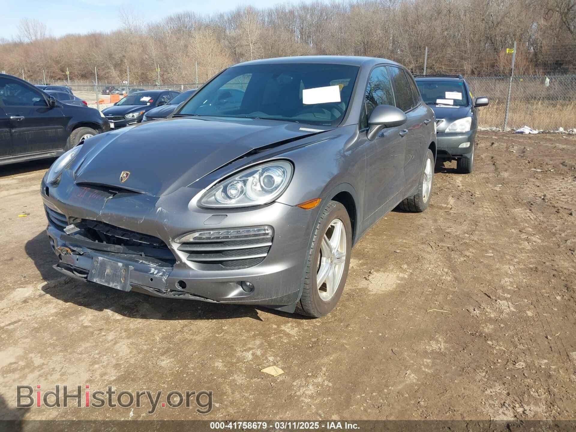 2013 PORSCHE CAYENNE - VIN: WP1AA2A21DLA06809 - Photo 2