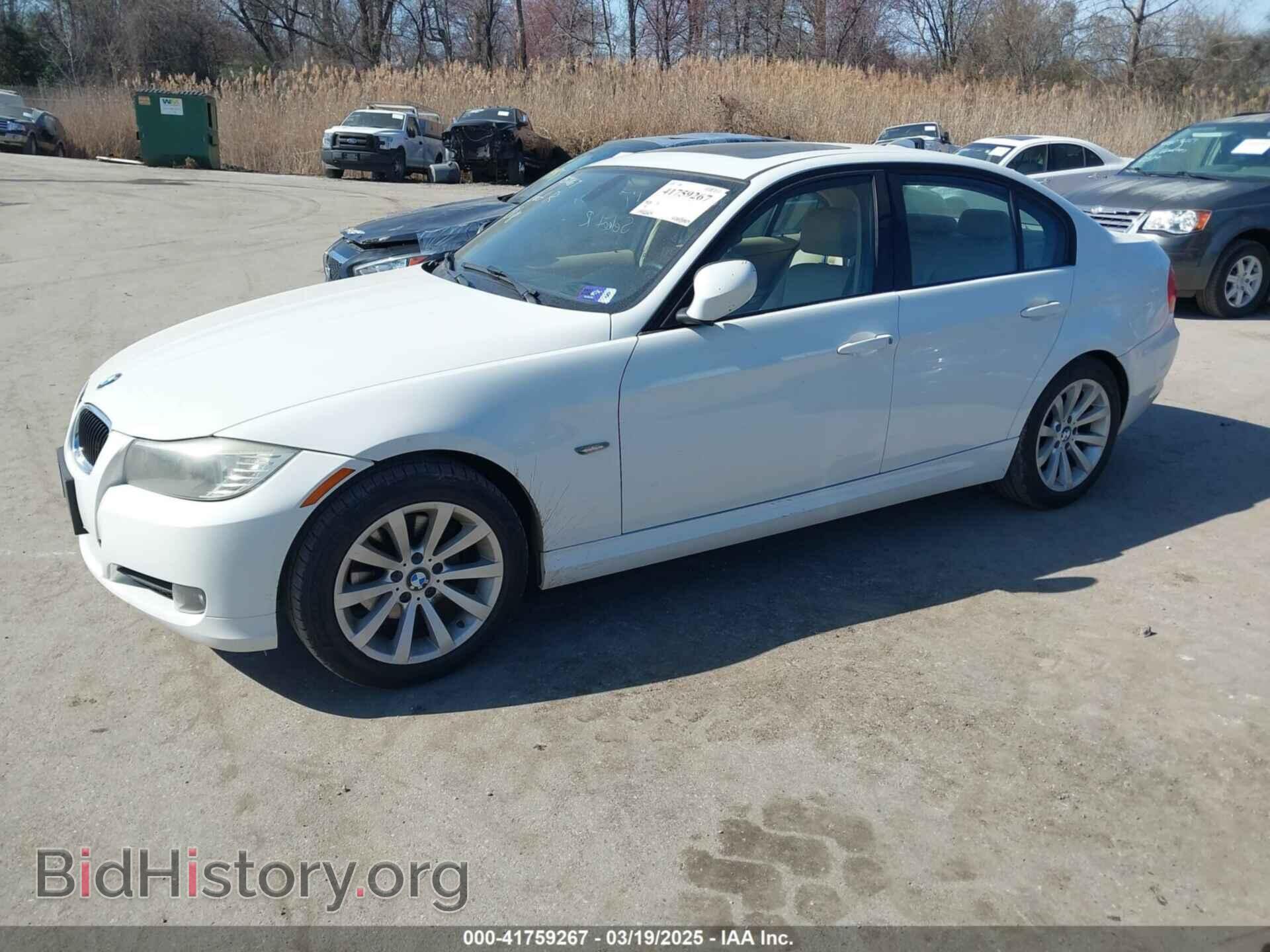 2011 BMW 328I - VIN: WBAPH7C59BE461739 - Фото 2