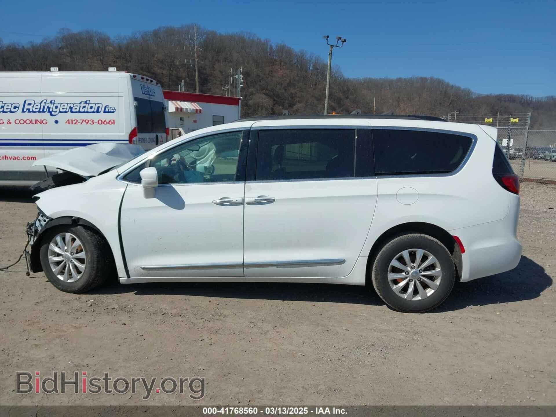 2017 CHRYSLER PACIFICA - VIN: 2C4RC1BGXHR711916 - Фото 14