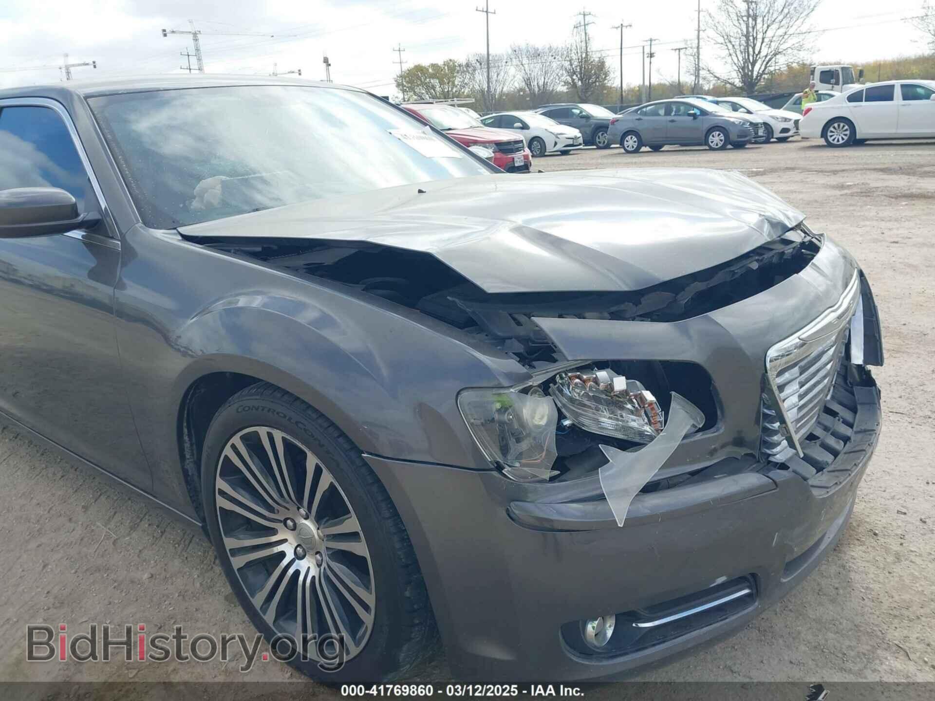 2013 CHRYSLER 300 - VIN: 2C3CCABG7DH611105 - Фото 6