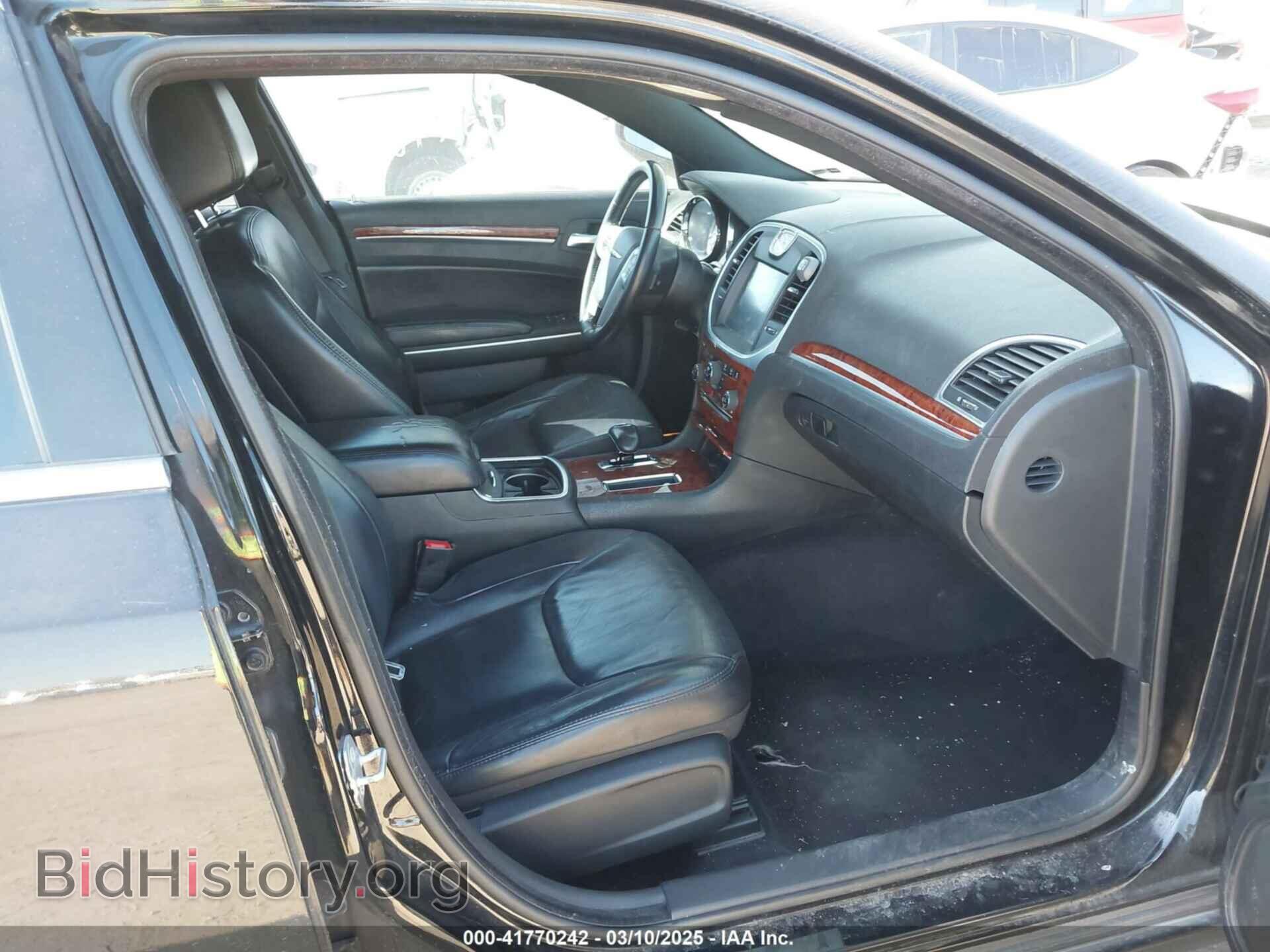 2014 CHRYSLER 300 - VIN: 2C3CCAAG3EH252841 - Фото 5