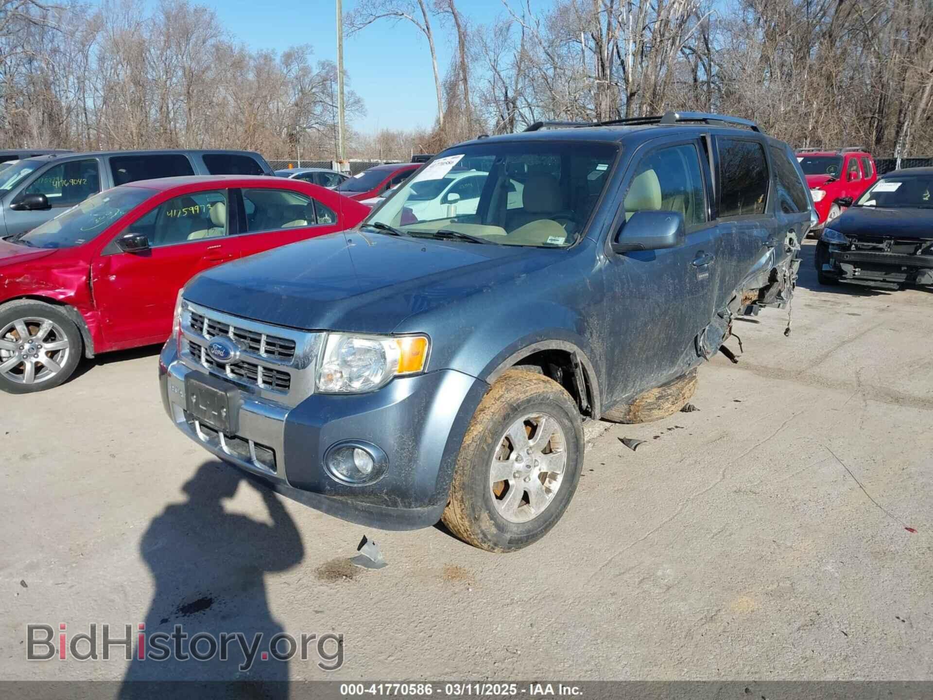 2011 FORD ESCAPE - VIN: 1FMCU0E70BKB03218 - Фото 2