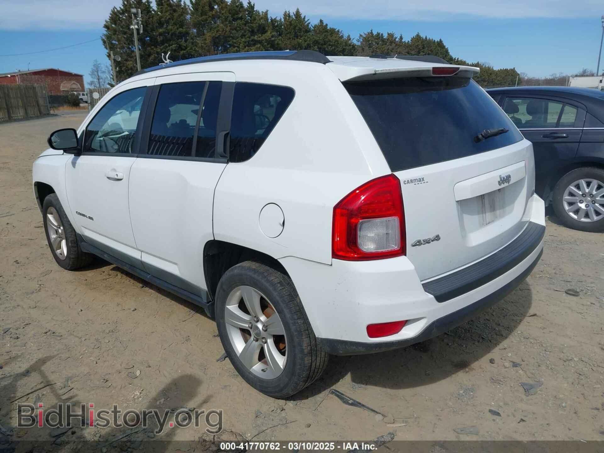 2011 JEEP COMPASS - VIN: 1J4NF1FB2BD258223 - Photo 3