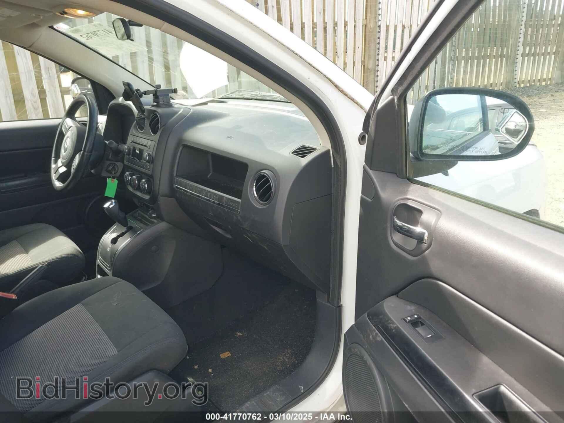 2011 JEEP COMPASS - VIN: 1J4NF1FB2BD258223 - Photo 5