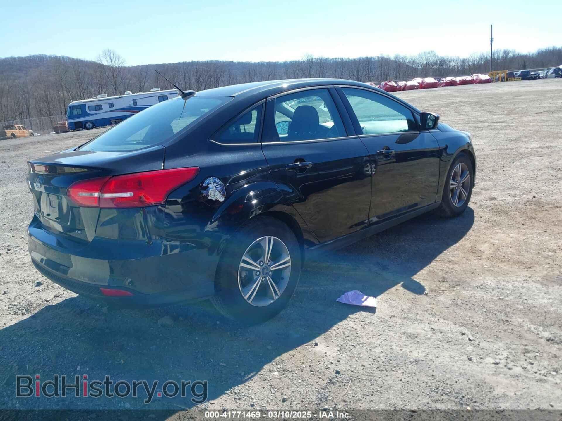 2017 FORD FOCUS - VIN: 1FADP3FE3HL212196 - Фото 4