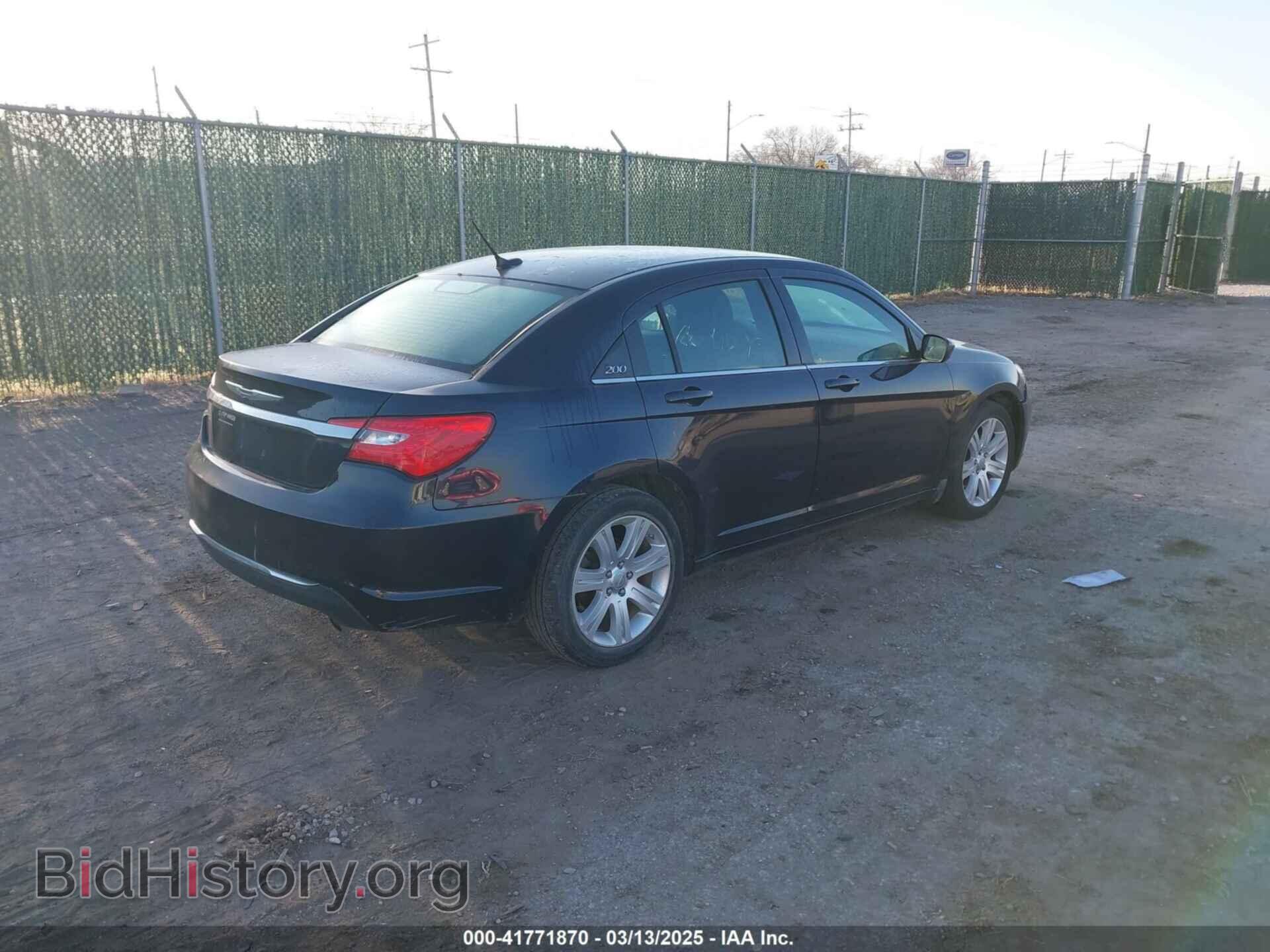 2012 CHRYSLER 200 - VIN: 1C3CCBBG2CN307806 - Фото 4