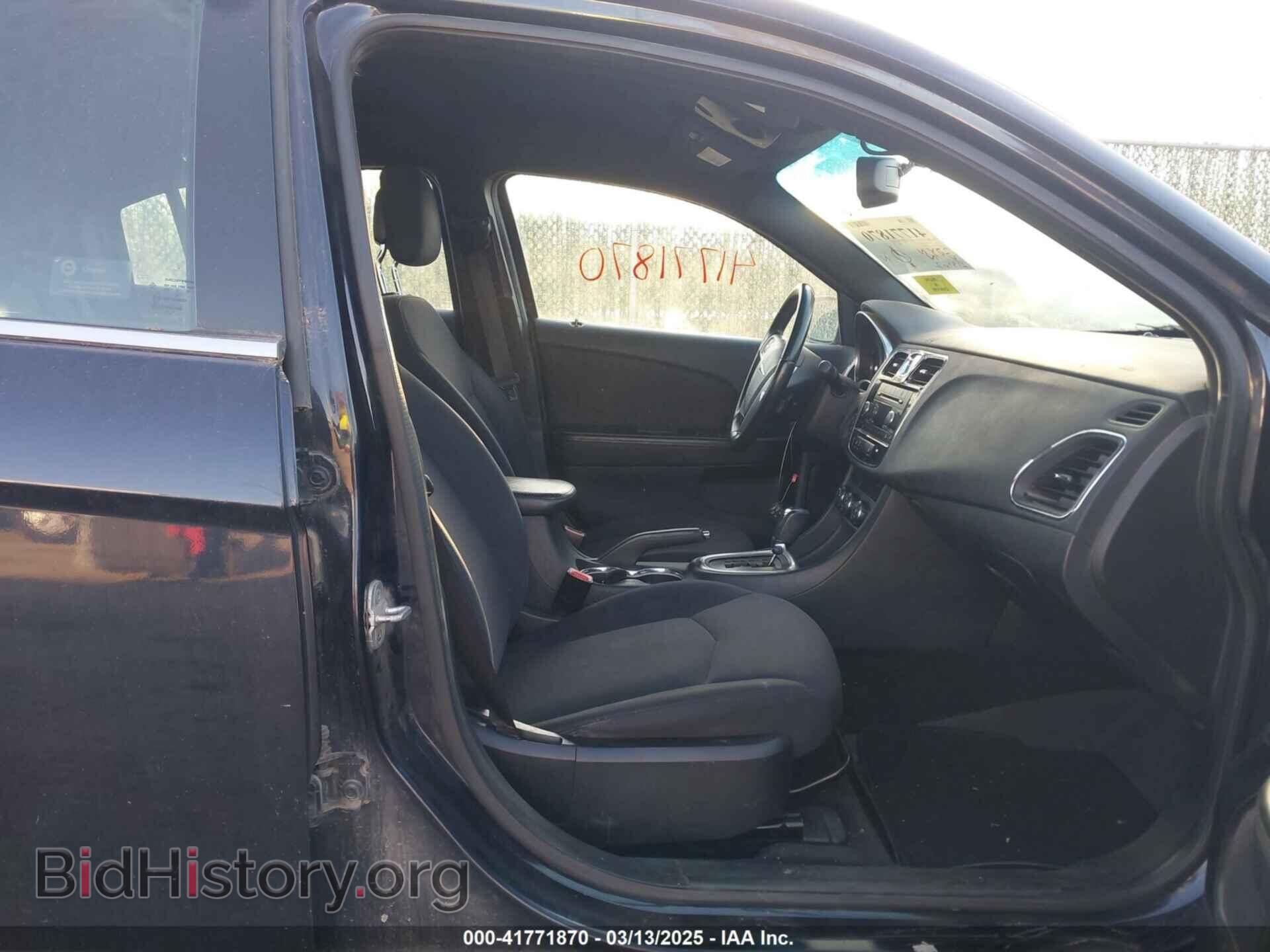 2012 CHRYSLER 200 - VIN: 1C3CCBBG2CN307806 - Фото 5