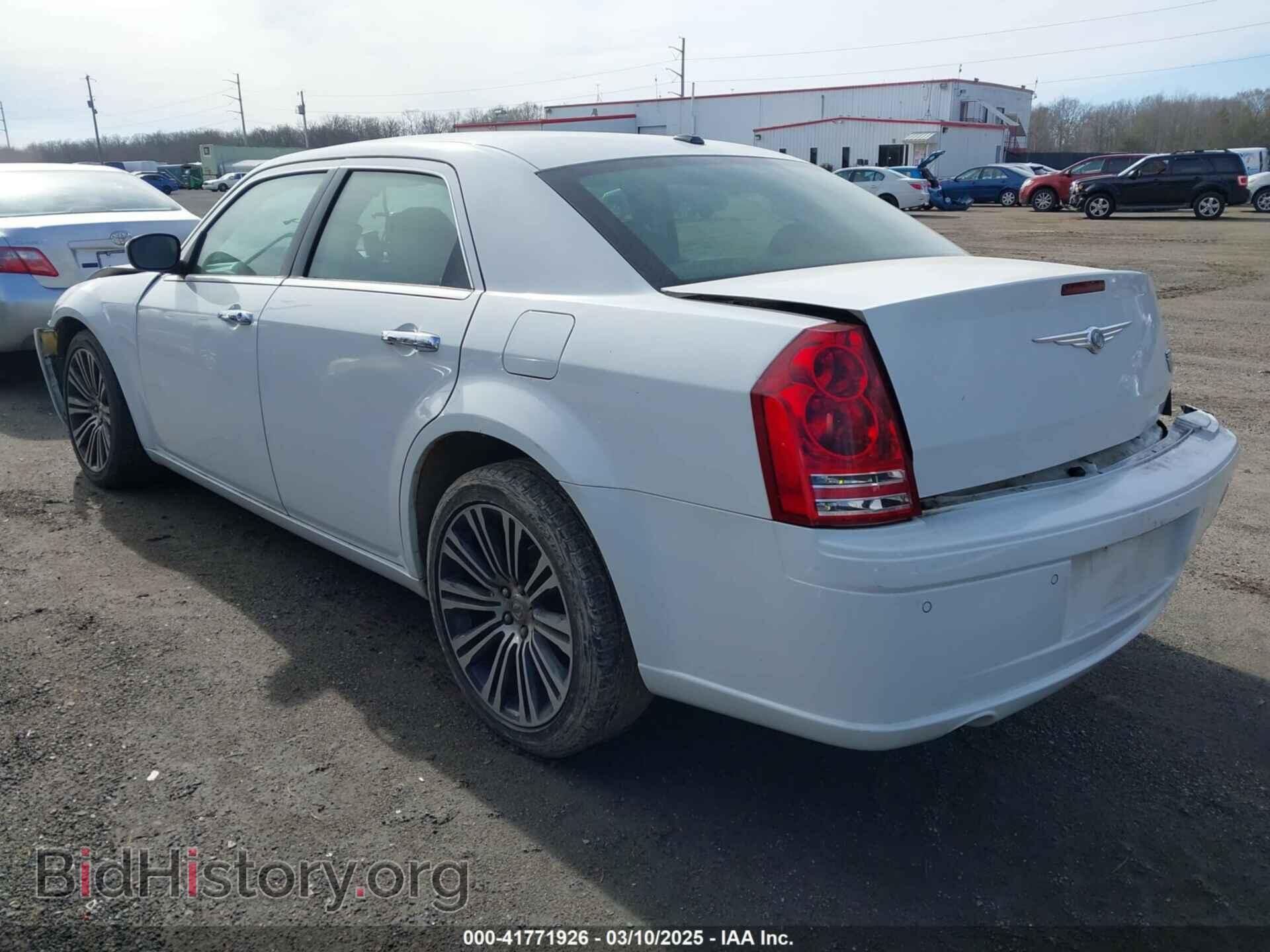 2010 CHRYSLER 300C - VIN: 2C3CA9CT7AH273085 - Фото 3