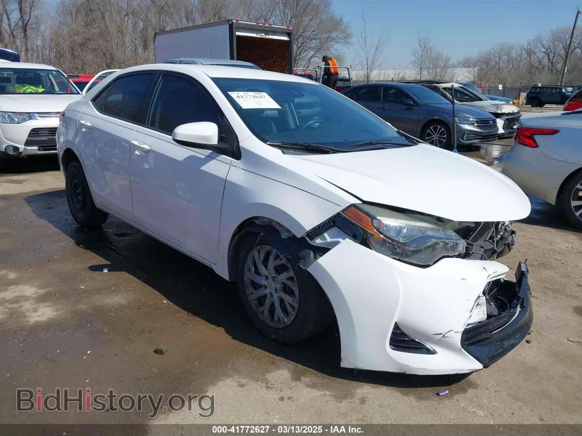 Photo 5YFBURHE8HP611736 - TOYOTA COROLLA 2017