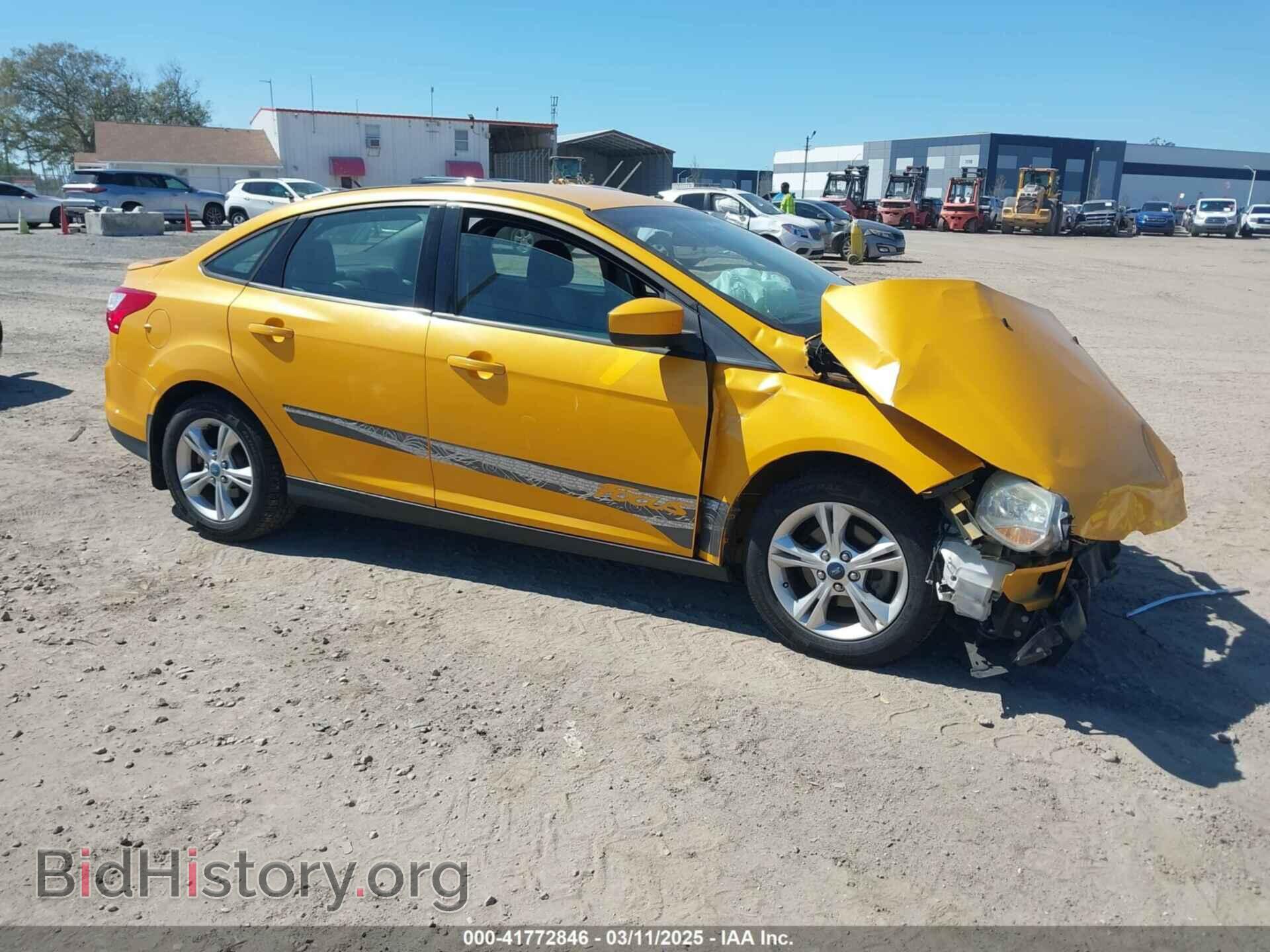 Photo 1FAHP3F25CL474527 - FORD FOCUS 2012