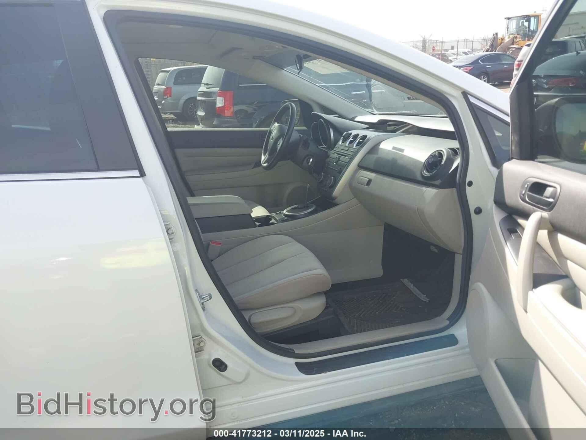2011 MAZDA CX-7 - VIN: JM3ER2B58B0390873 - Фото 5