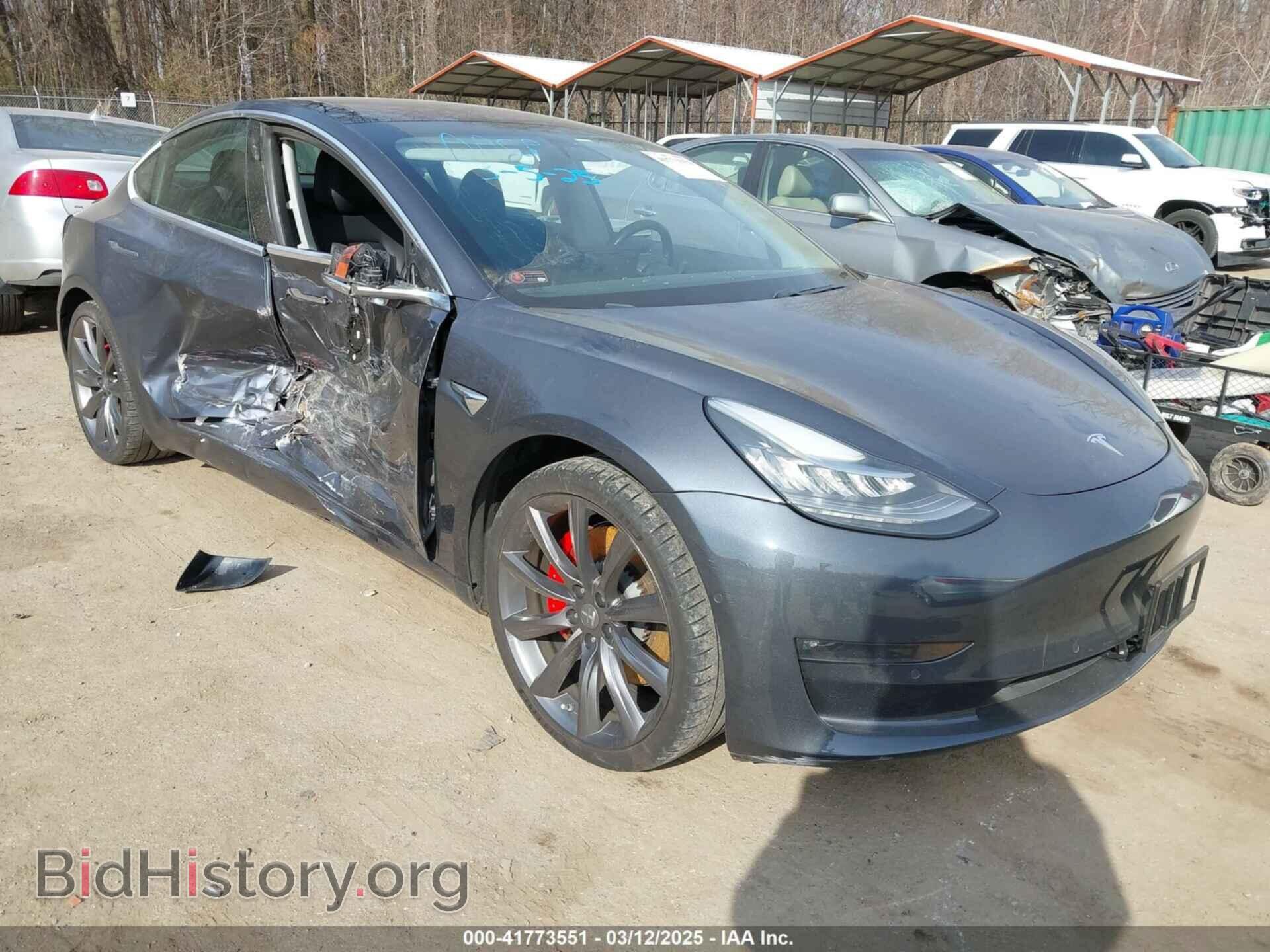 Photo 5YJ3E1EB5JF063077 - TESLA MODEL 3 2018
