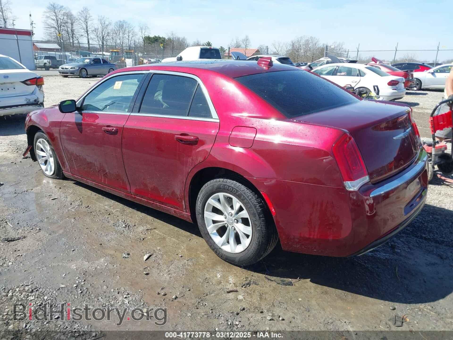 2016 CHRYSLER 300 - VIN: 2C3CCAAG7GH190766 - Фото 3