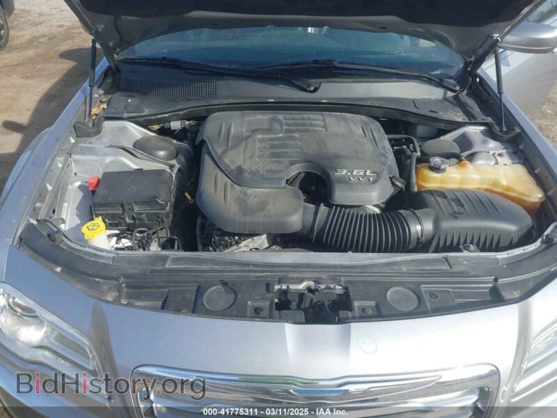 2014 Chrysler 300 (VIN 2C3CCAAG3EH136426) — фото 10 из 16