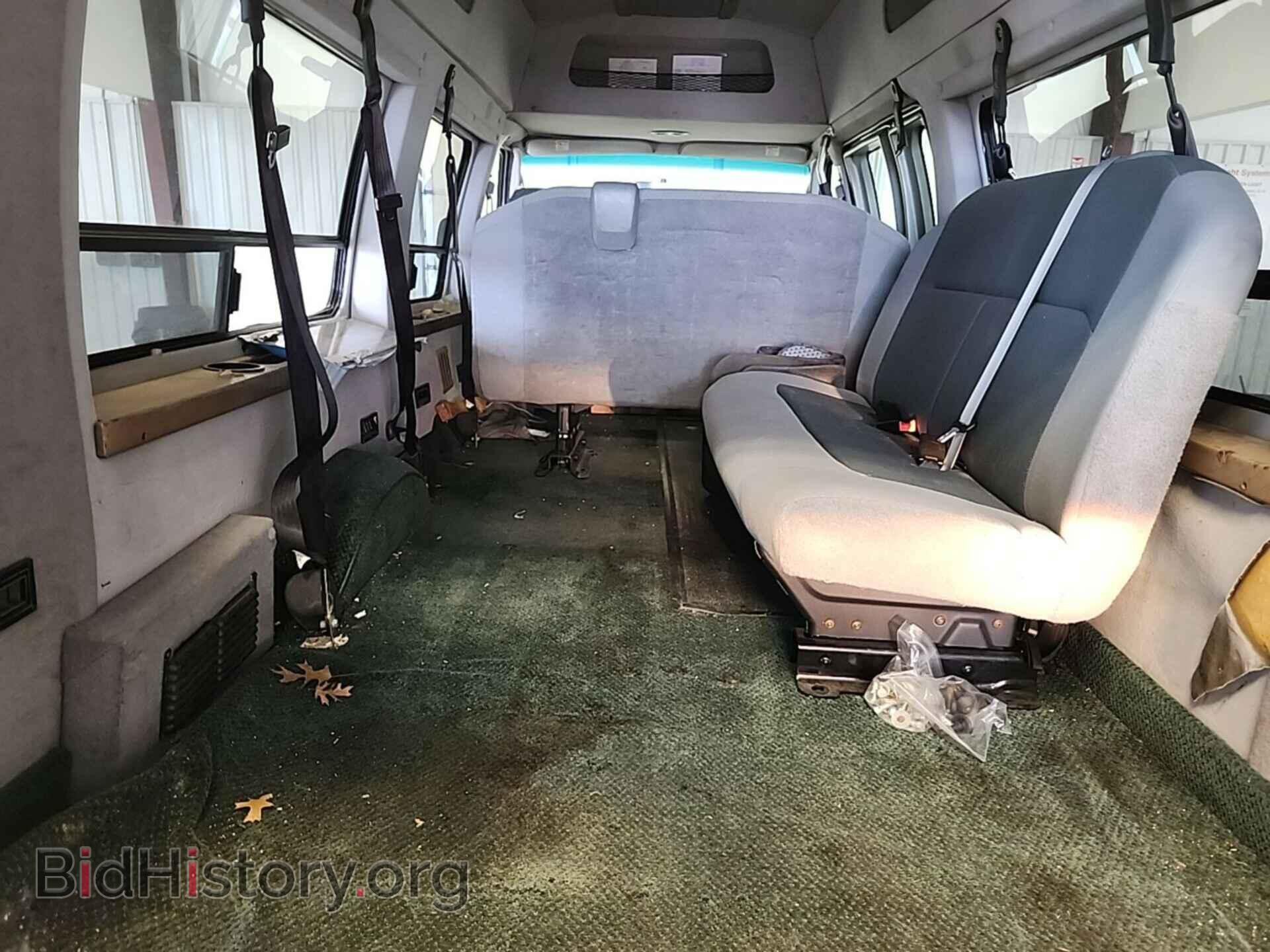 2007 FORD E-250 - VIN: 1FDNS24L87DA73356 - Photo 2