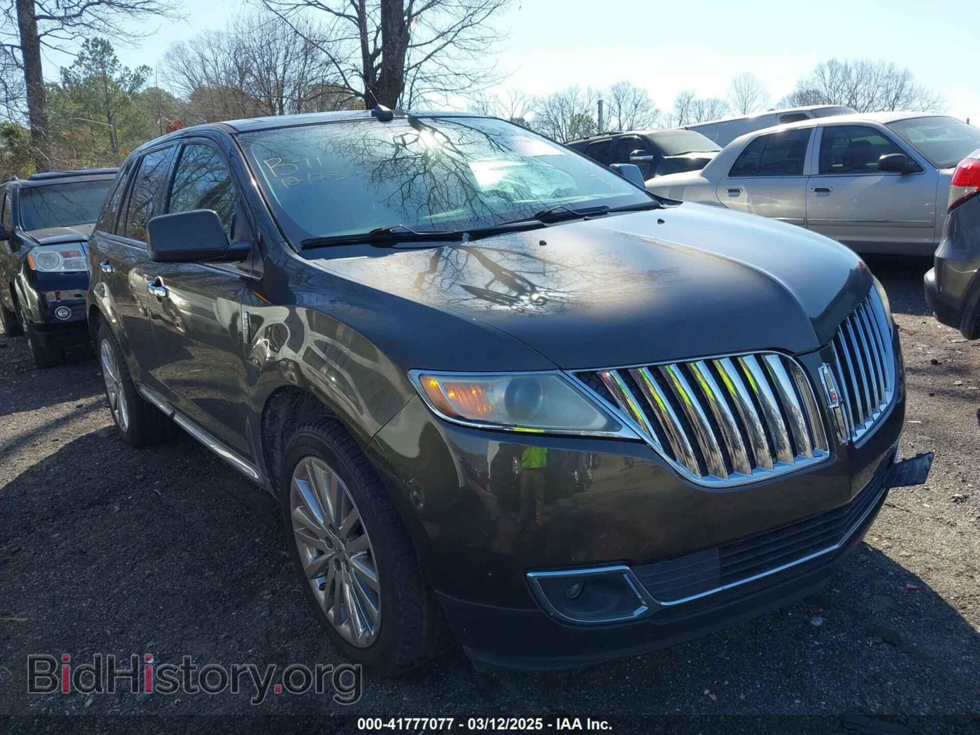 Фотография 2LMDJ6JK1BBJ00272 - LINCOLN MKX 2011