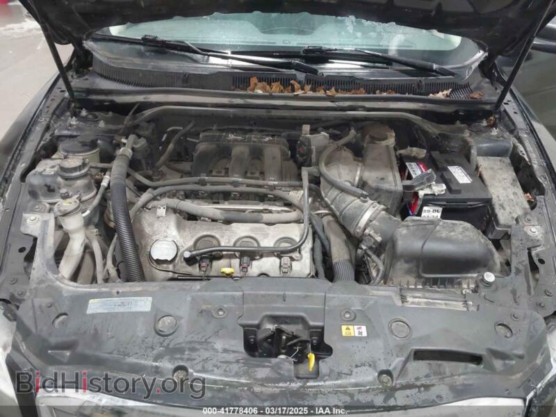 2011 Ford TAURUS (VIN 1FAHP2EW4BG160633) — photo 10 of 12