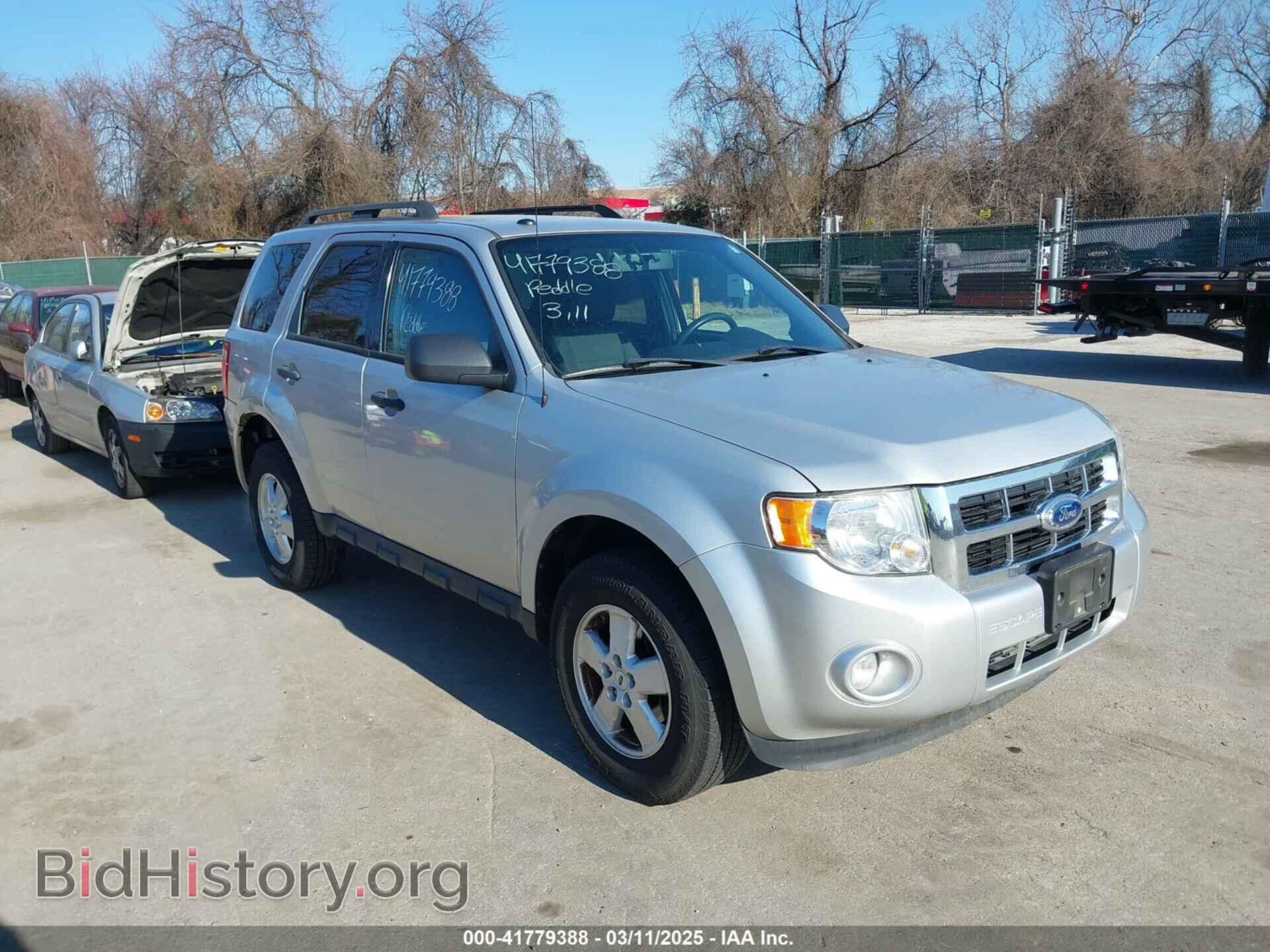 Фотография 1FMCU0D75BKA83310 - FORD ESCAPE 2011