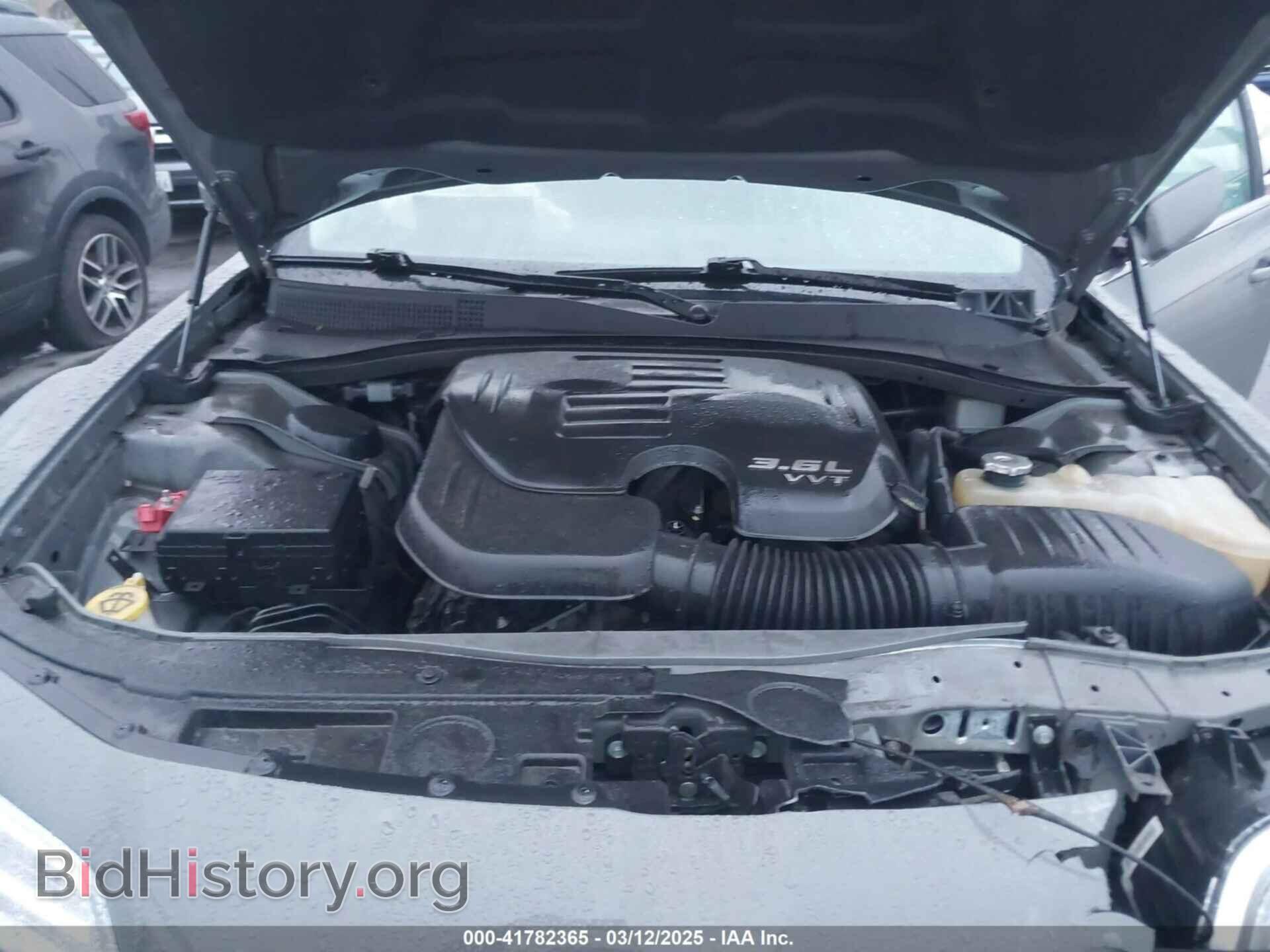 2019 CHRYSLER 300 - VIN: 2C3CCAAGXKH511725 - Фото 10