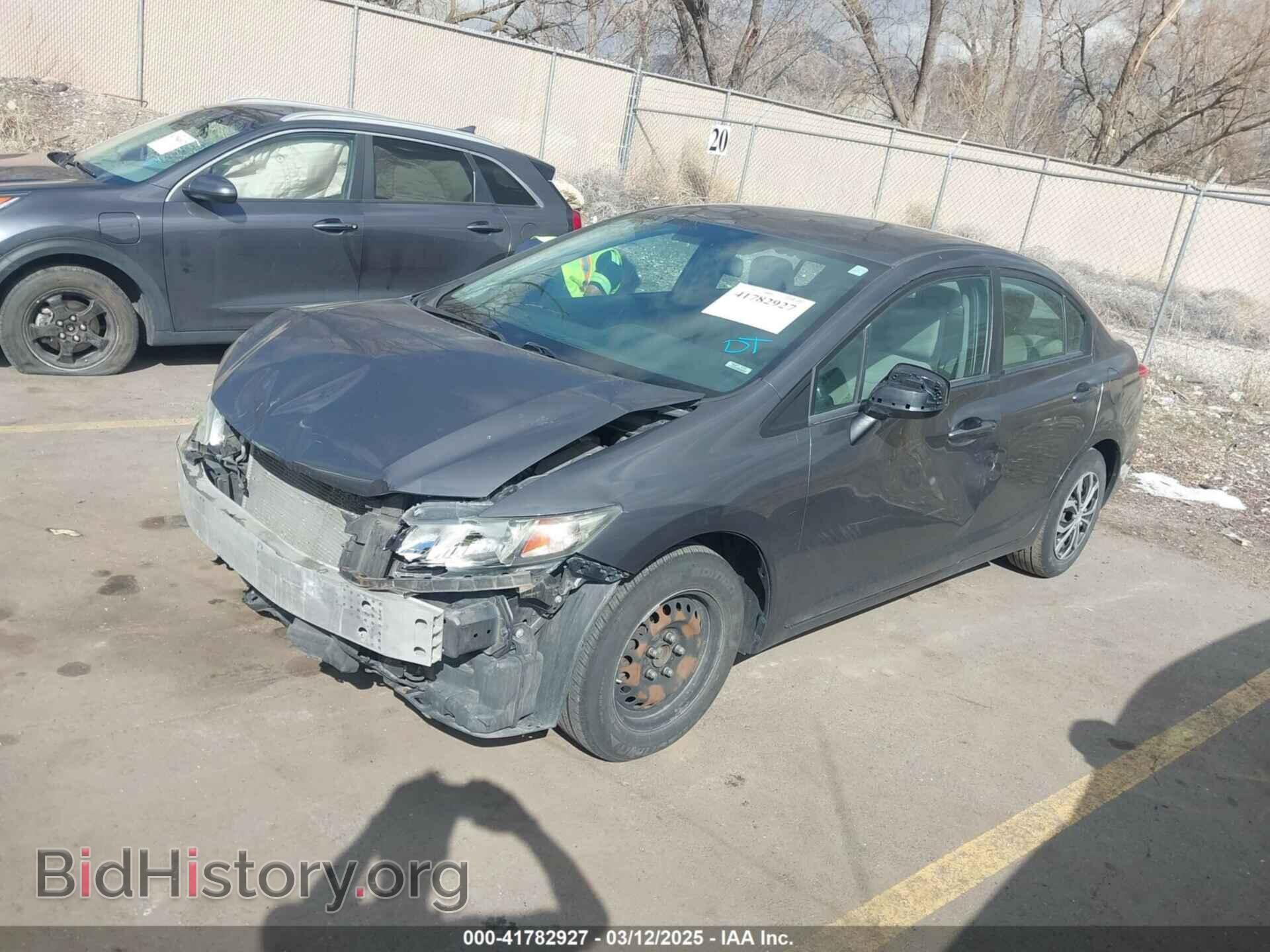2013 HONDA CIVIC - VIN: 2HGFB2F5XDH504349 - Фото 2