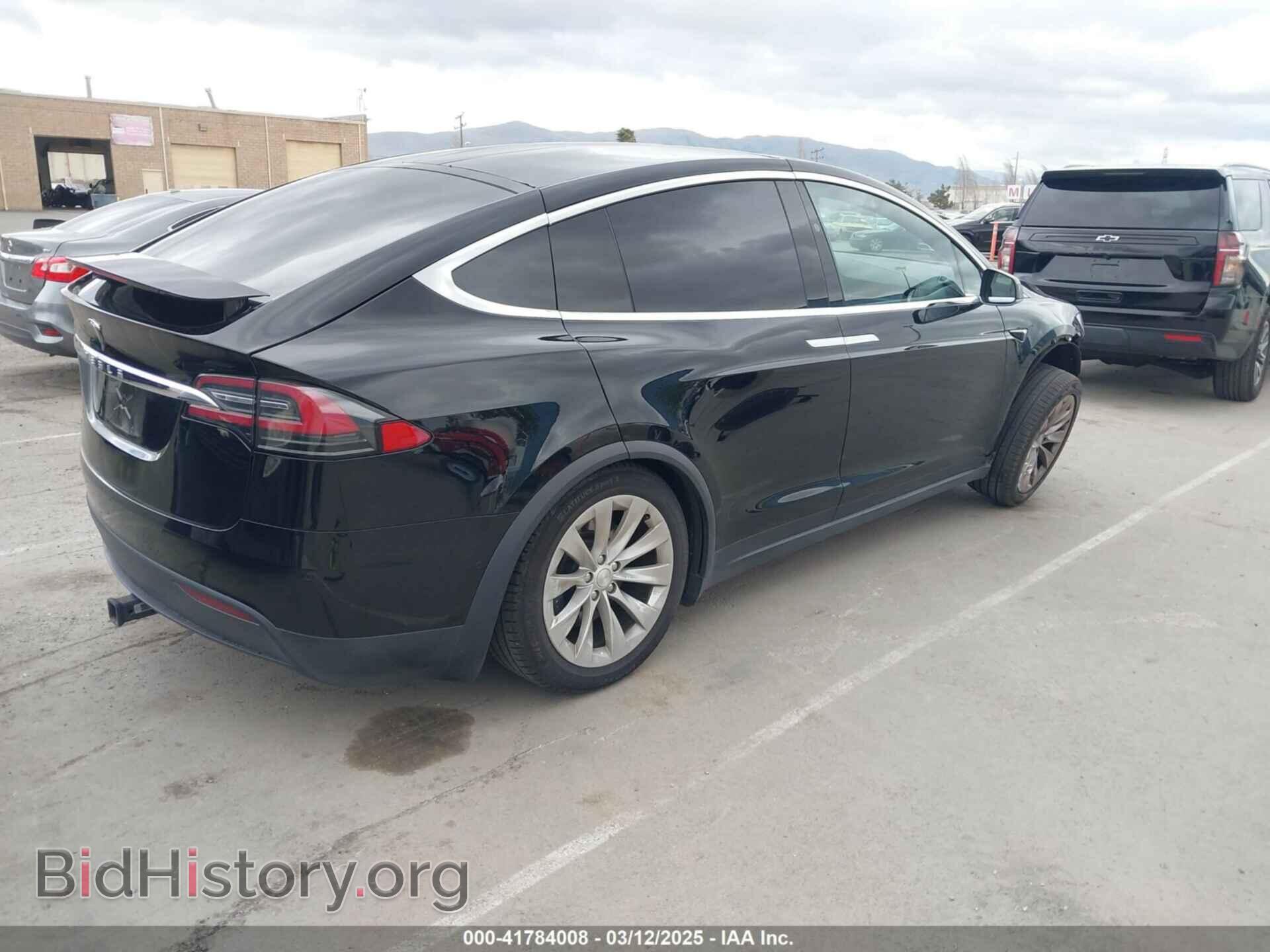 2017 TESLA MODEL X - VIN: 5YJXCAE2XHF075341 - Photo 4