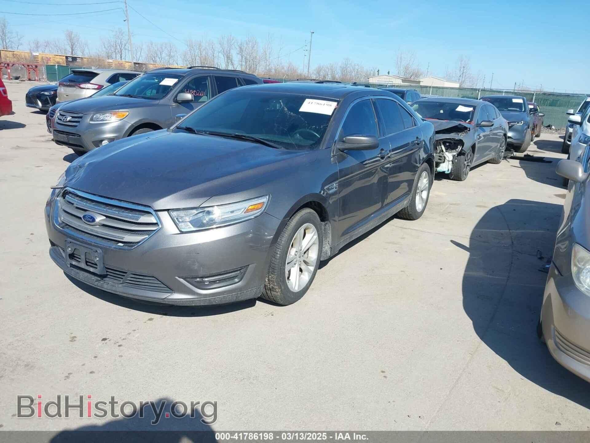 2013 FORD TAURUS - VIN: 1FAHP2E81DG216564 - Фото 2