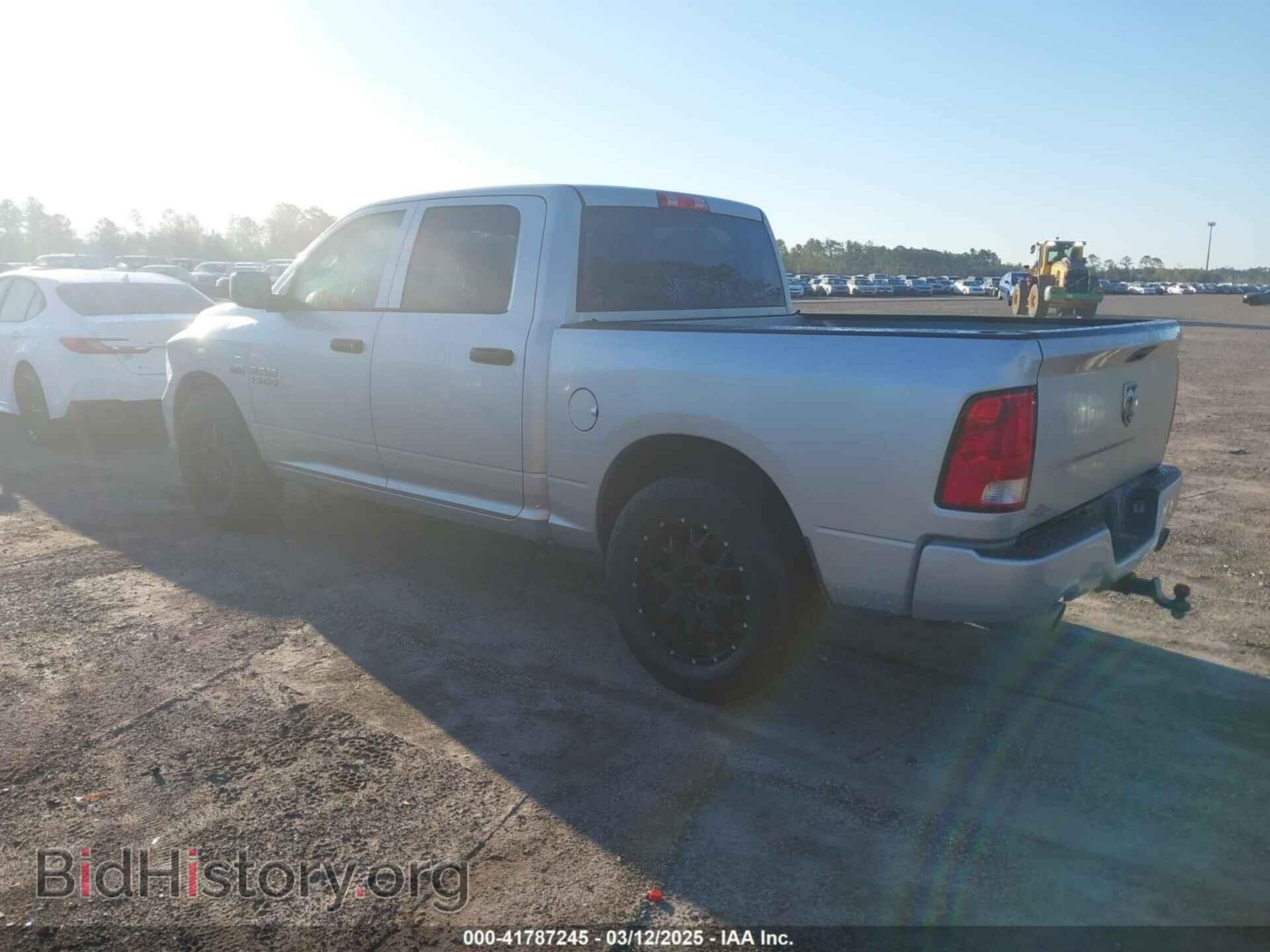 2017 RAM 1500 - VIN: 3C6RR6KT3HG586683 - Фото 3