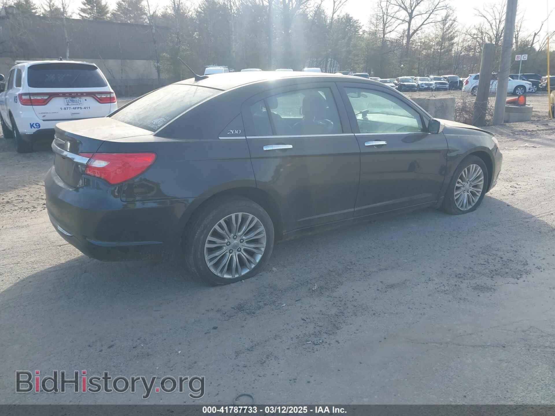 2012 CHRYSLER 200 - VIN: 1C3CCBCB3CN307817 - Фото 4