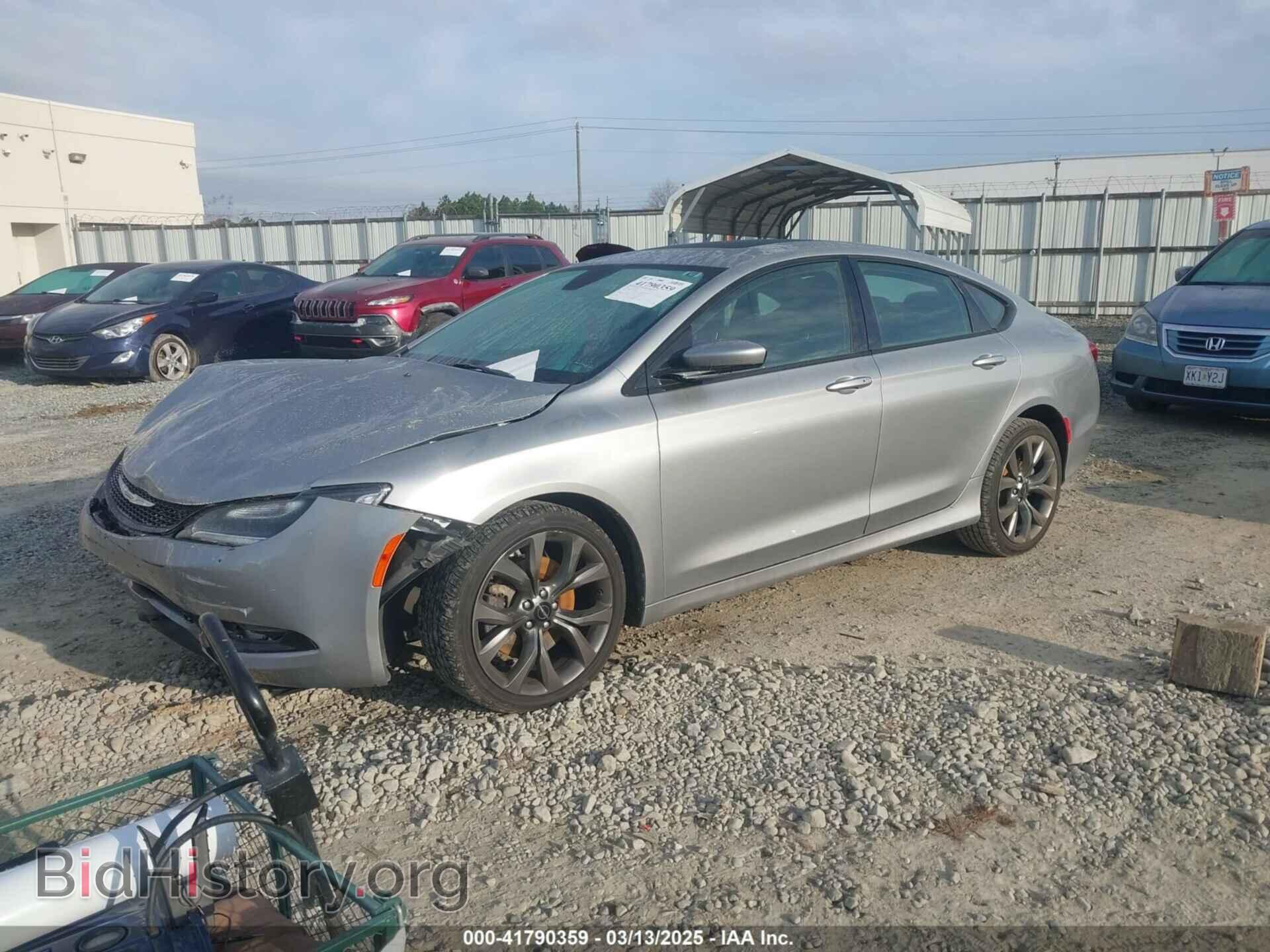 2016 CHRYSLER 200 - VIN: 1C3CCCBB1GN161818 - Фото 2
