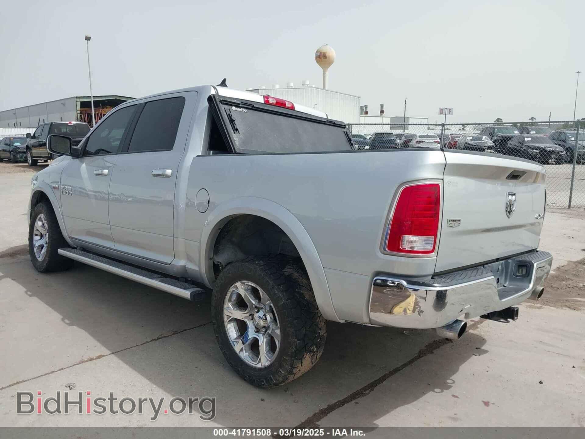 2017 RAM 1500 - VIN: 1C6RR7NT2HS689863 - Фото 3