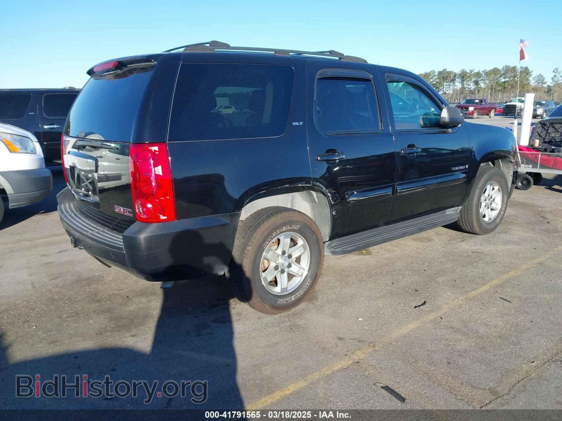 2007 GMC YUKON - VIN: 1GKFC13047R126729 - Фото 4