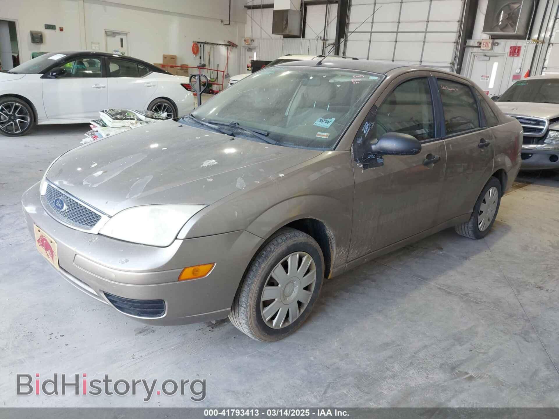 2005 FORD FOCUS - VIN: 1FAFP34N65W225613 - Фото 2