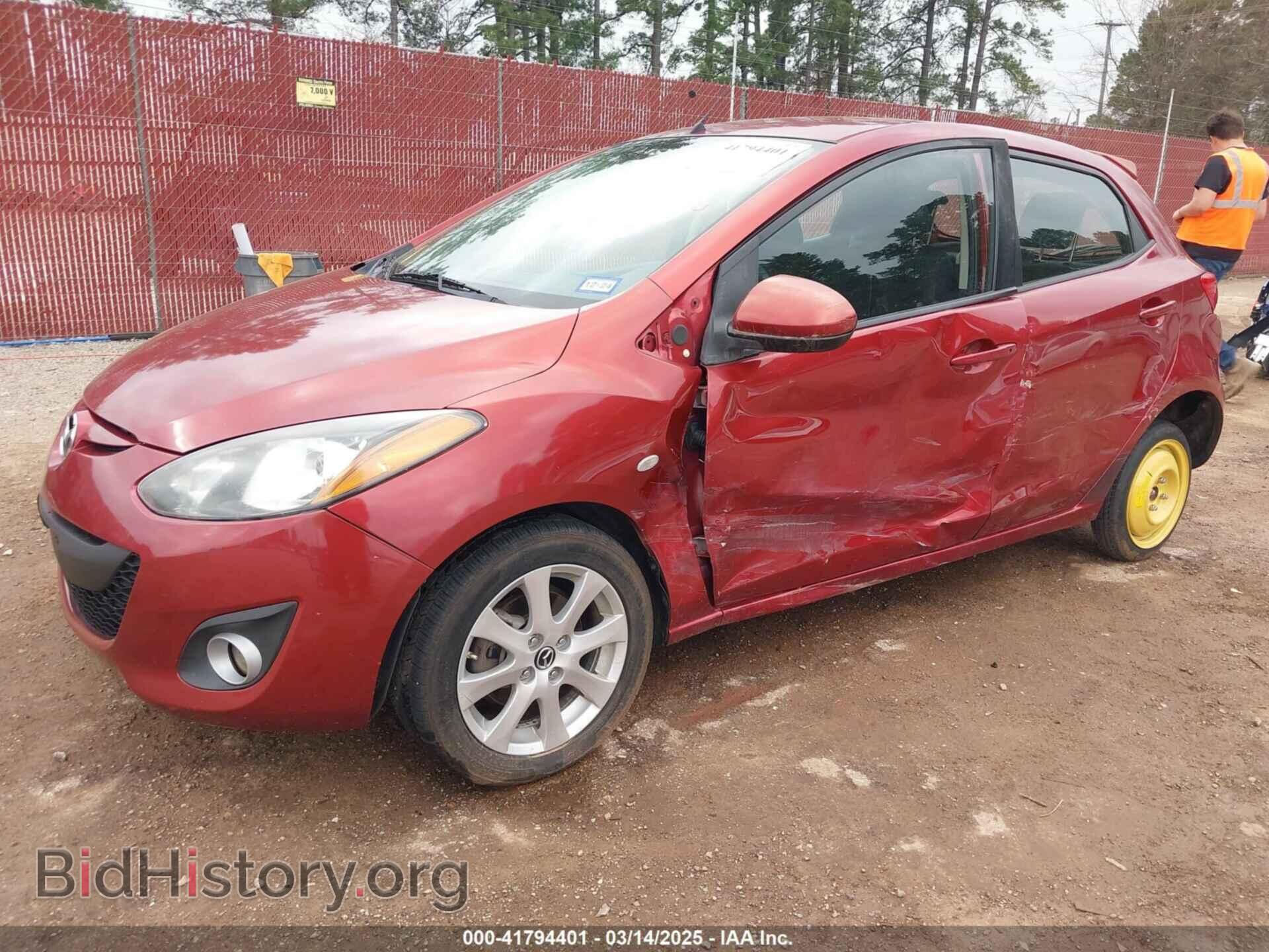 2014 MAZDA MAZDA2 - VIN: JM1DE1LYXE0176541 - Фото 2