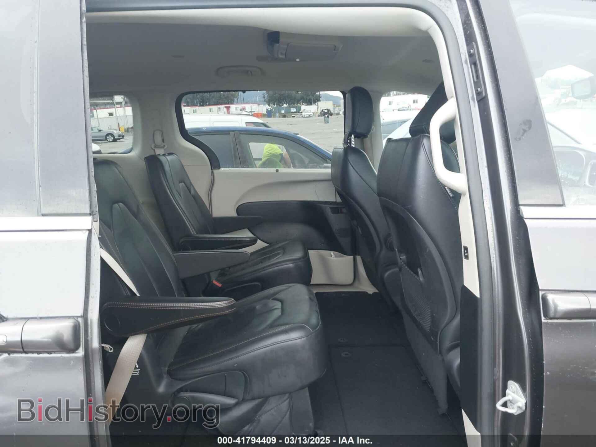 2017 CHRYSLER PACIFICA - VIN: 2C4RC1BG6HR621887 - Фото 8