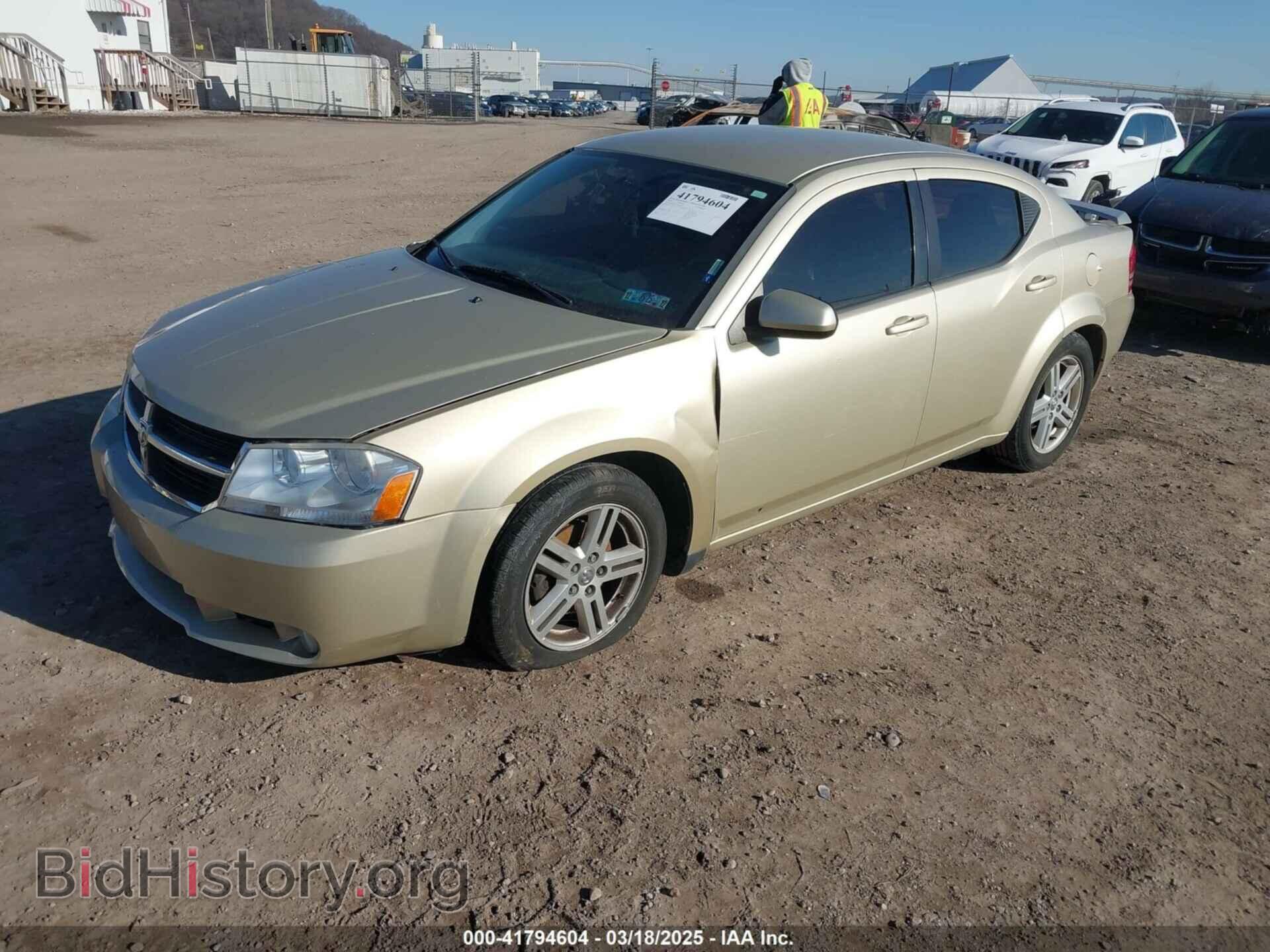 2010 DODGE AVENGER - VIN: 1B3CC5FB5AN206267 - Фото 2