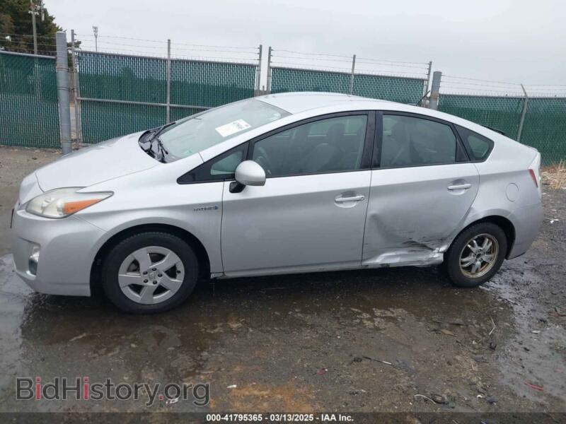 2010 Toyota PRIUS (VIN JTDKN3DU8A0228564) — photo 6 of 16