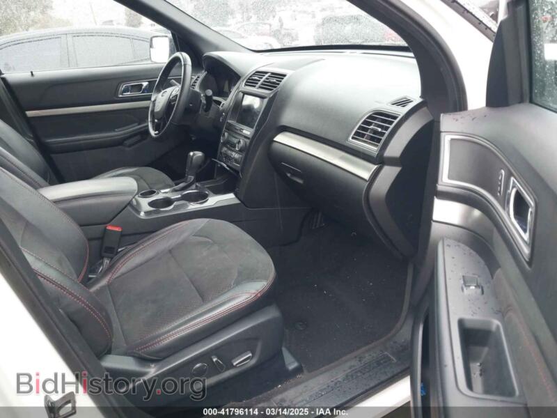 2018 Ford EXPLORER (VIN 1FM5K7D89JGB09201) — фото 5 из 16