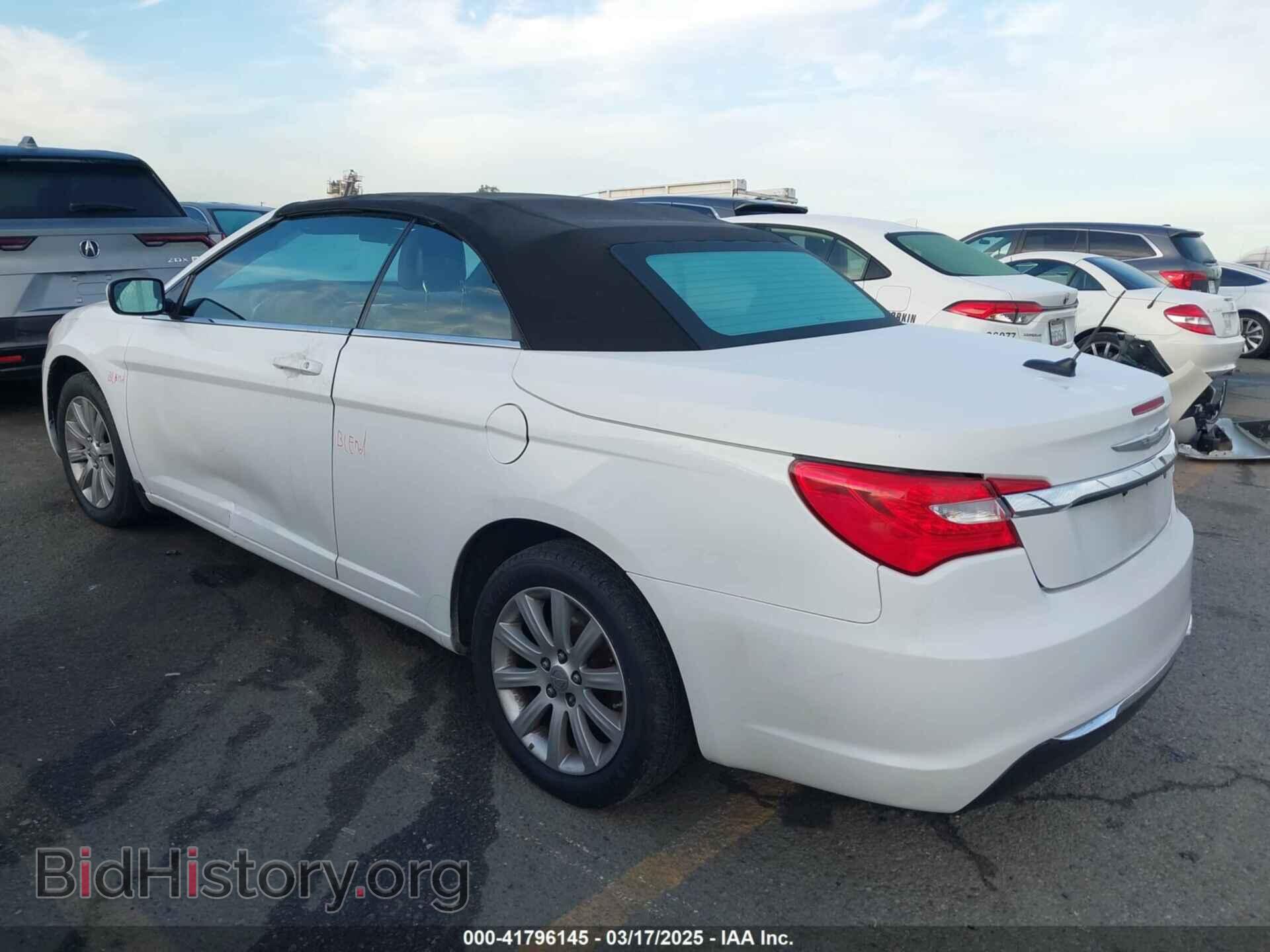 2012 CHRYSLER 200 - VIN: 1C3BCBEB1CN218420 - Фото 3